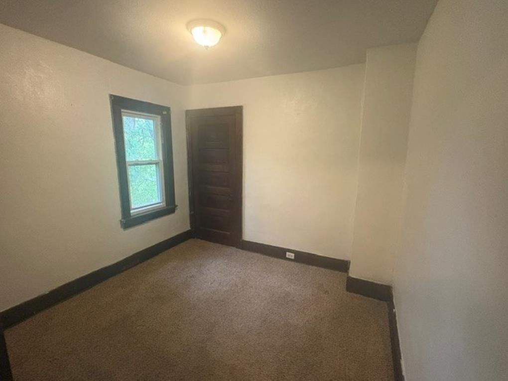 512 NINA AVENUE, Wausau, Wisconsin 54403, 2 Bedrooms Bedrooms, ,1 BathroomBathrooms,Residential,For Sale,512 NINA AVENUE,22604648