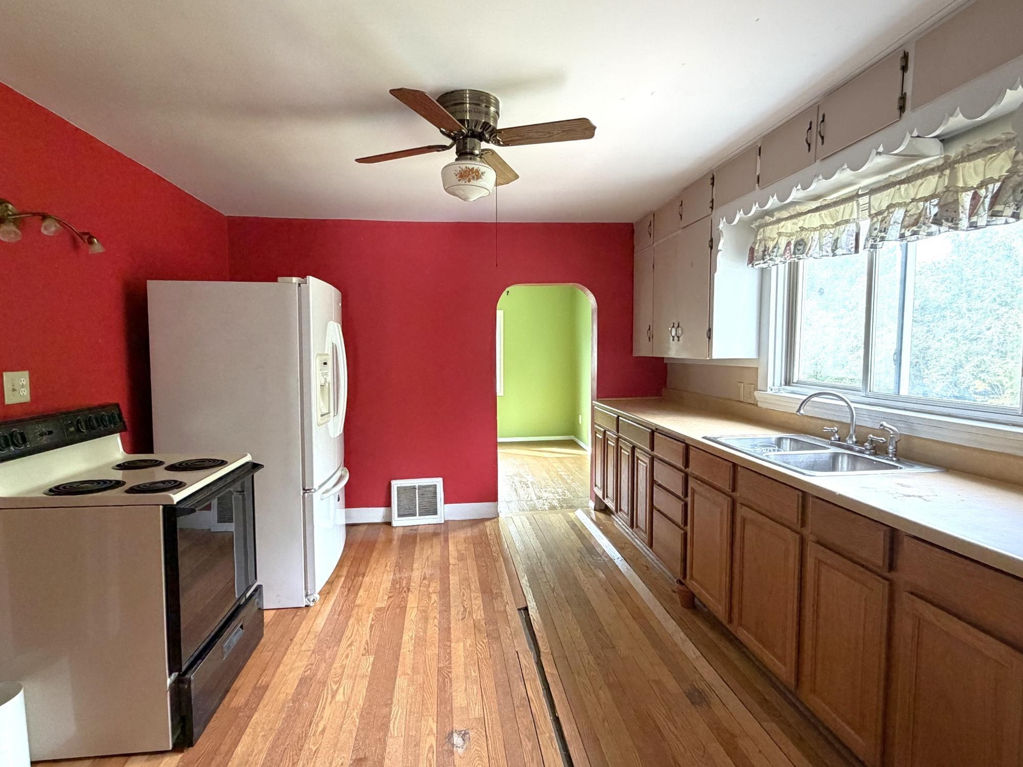 253 BERNER STREET, Antigo, Wisconsin 54409, 2 Bedrooms Bedrooms, ,1 BathroomBathrooms,Residential,For Sale,253 BERNER STREET,22604651
