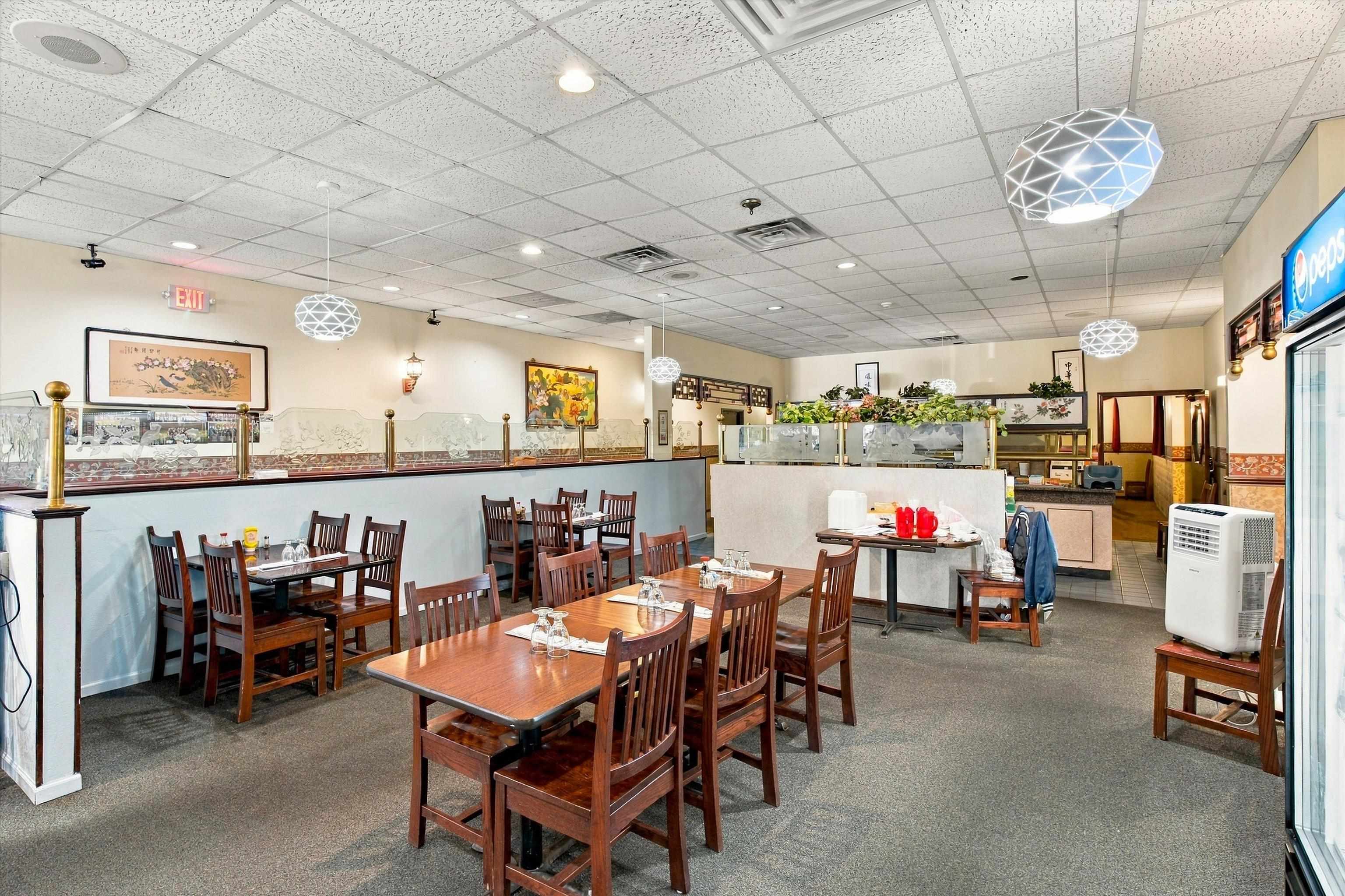 227 S CENTRAL AVENUE, Marshfield, Wisconsin 54449, ,Commercial/industrial,For Sale,227 S CENTRAL AVENUE,22604654