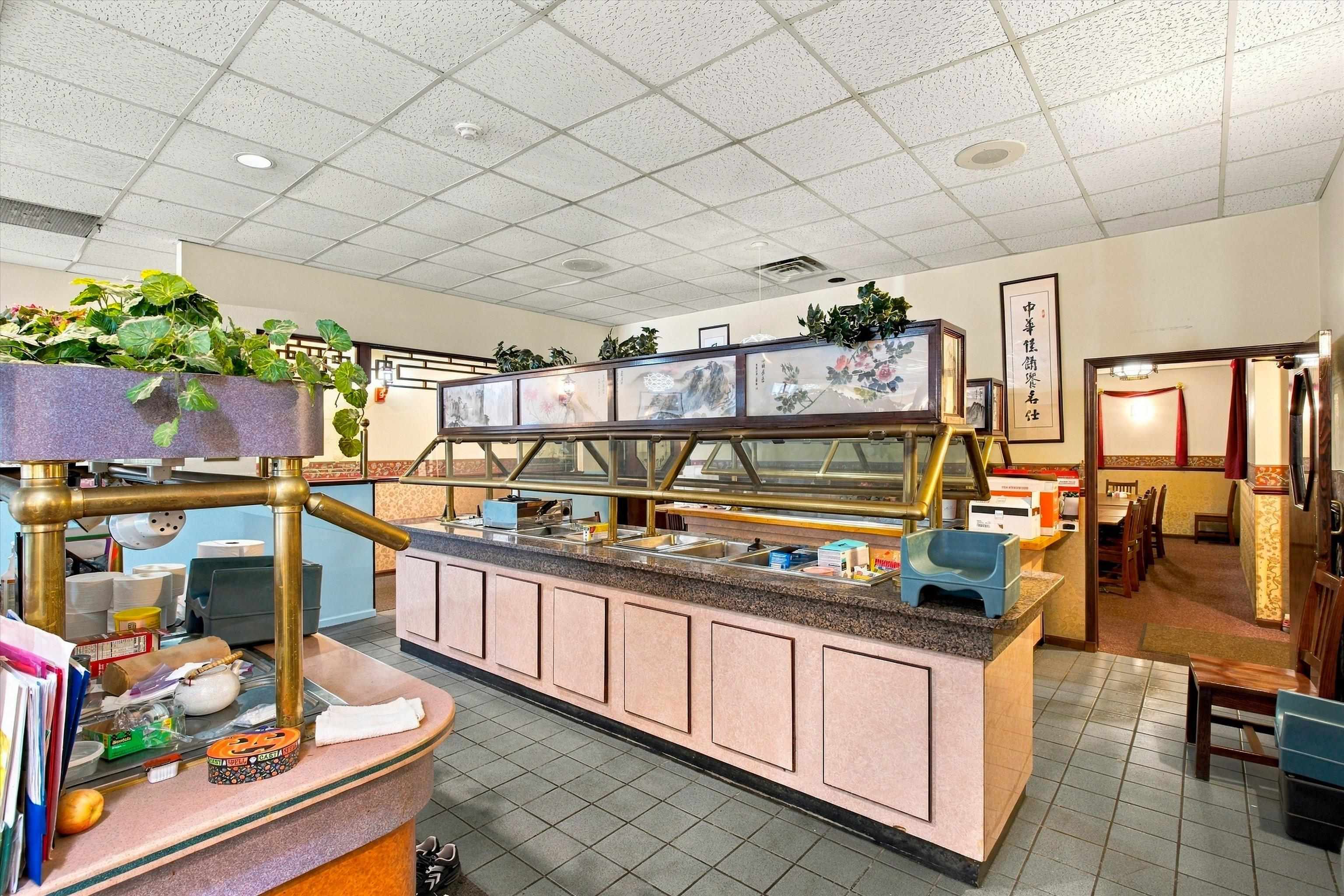 227 S CENTRAL AVENUE, Marshfield, Wisconsin 54449, ,Commercial/industrial,For Sale,227 S CENTRAL AVENUE,22604654