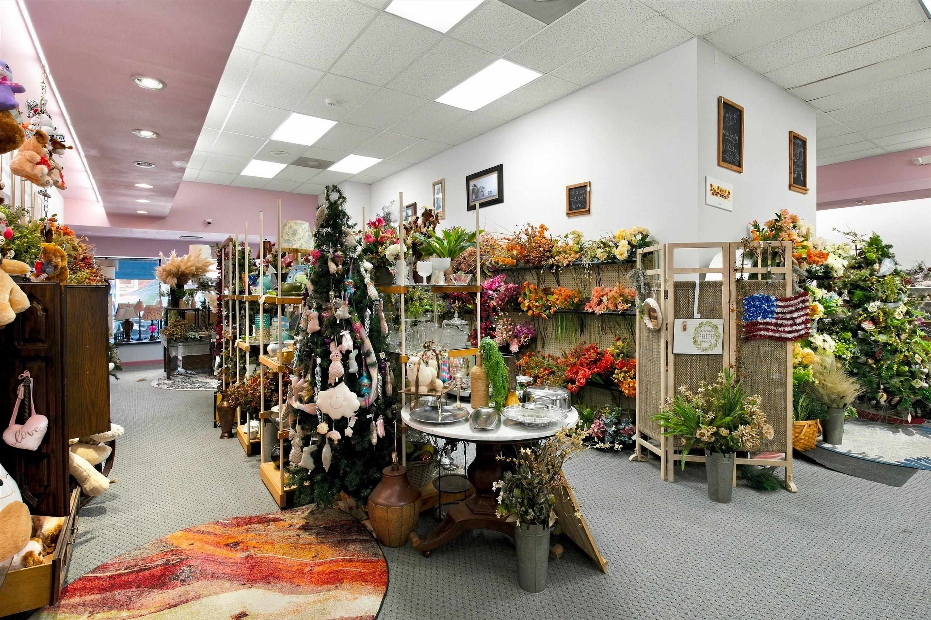 227 S CENTRAL AVENUE, Marshfield, Wisconsin 54449, ,Commercial/industrial,For Sale,227 S CENTRAL AVENUE,22604654