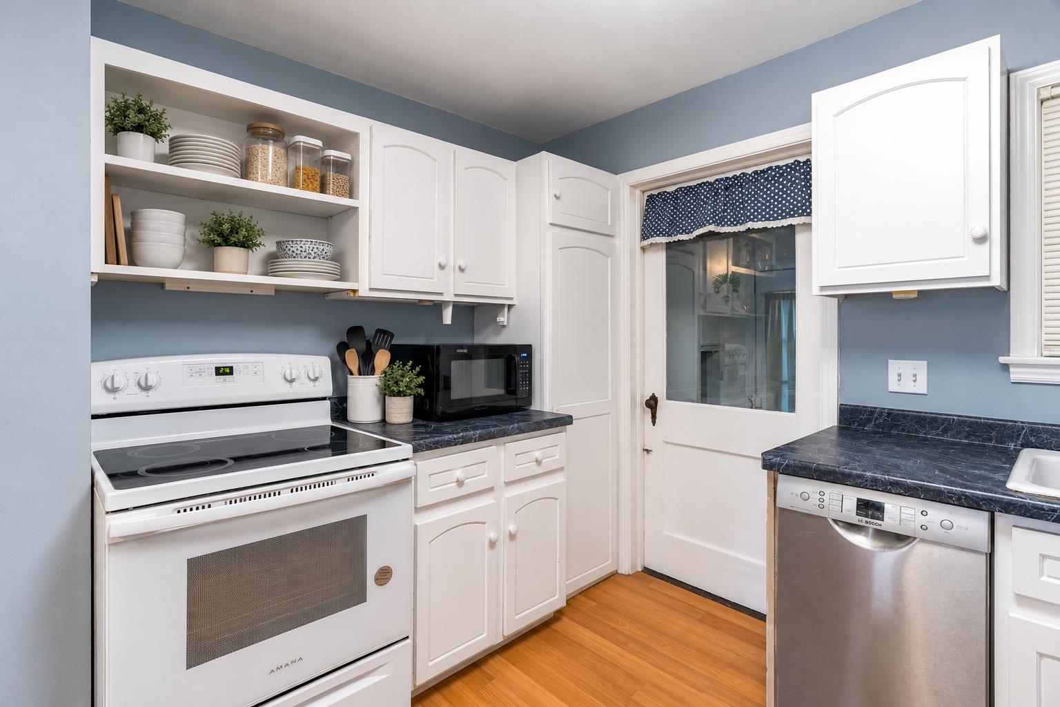 711 N 7TH STREET, Wausau, Wisconsin 54403, 2 Bedrooms Bedrooms, ,2 BathroomsBathrooms,Residential,For Sale,711 N 7TH STREET,22604656