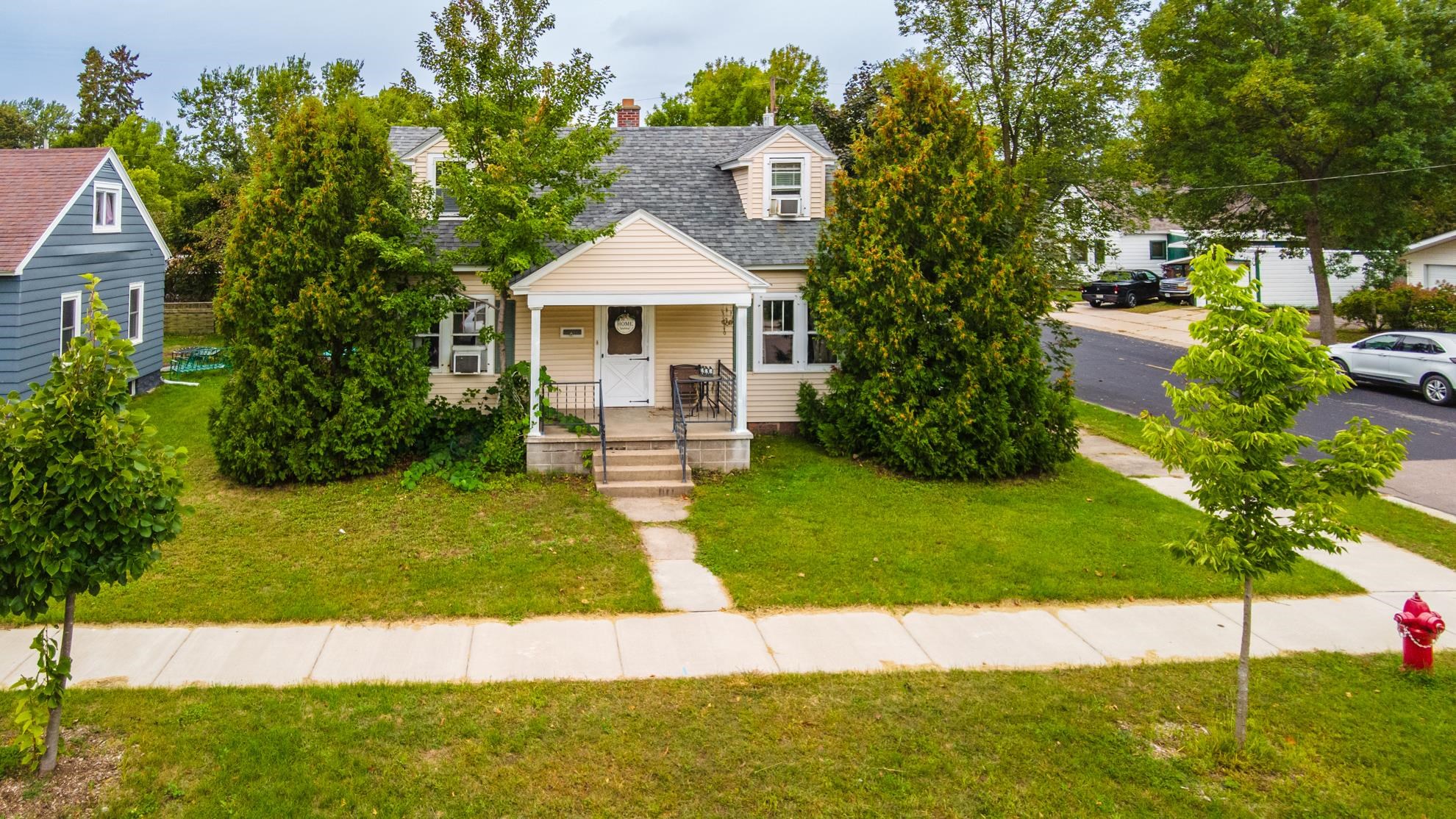 924 N 4TH AVENUE, Wausau, Wisconsin 54401, 4 Bedrooms Bedrooms, ,1 BathroomBathrooms,Residential,For Sale,924 N 4TH AVENUE,22604657