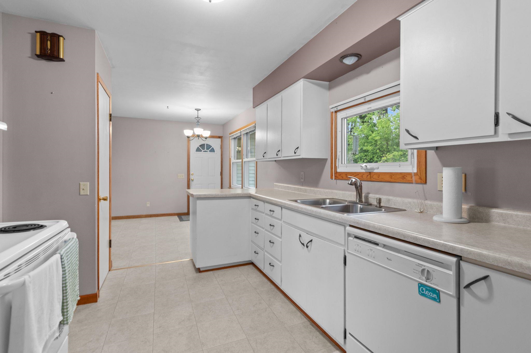 3121 2ND STREET SOUTH, Wisconsin Rapids, Wisconsin 54494, 3 Bedrooms Bedrooms, ,1 BathroomBathrooms,Residential,For Sale,3121 2ND STREET SOUTH,22604667