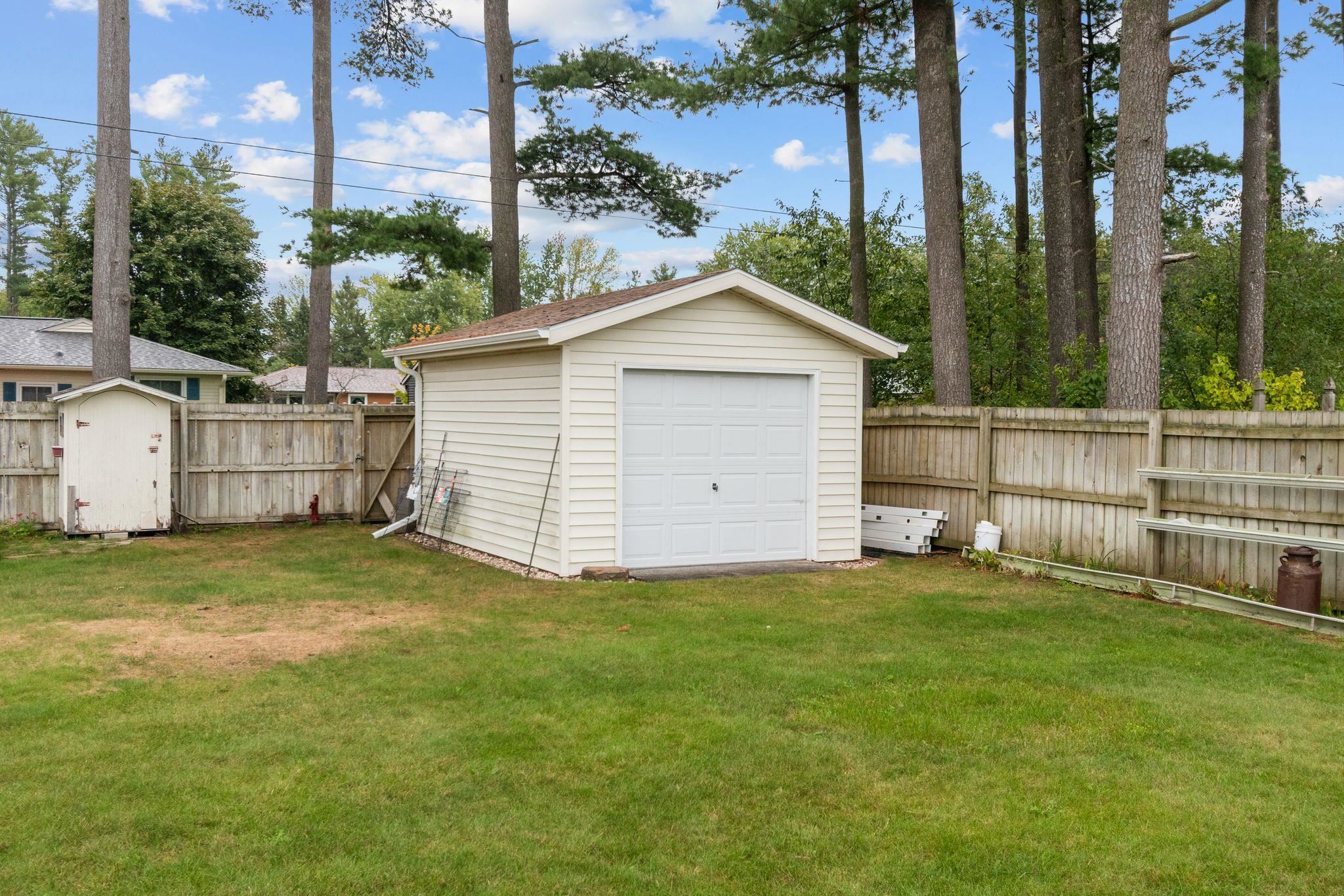 3121 2ND STREET SOUTH, Wisconsin Rapids, Wisconsin 54494, 3 Bedrooms Bedrooms, ,1 BathroomBathrooms,Residential,For Sale,3121 2ND STREET SOUTH,22604667