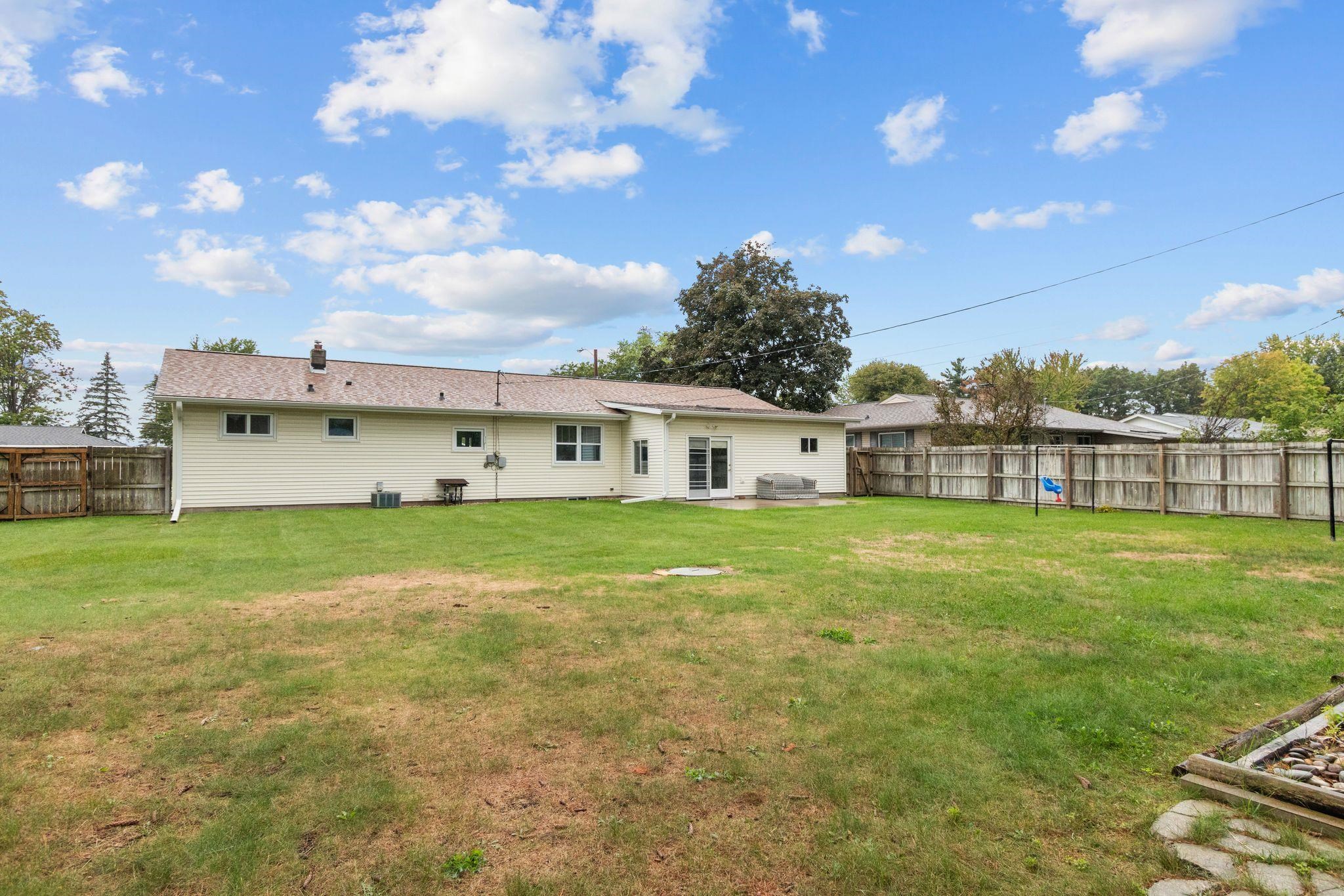 3121 2ND STREET SOUTH, Wisconsin Rapids, Wisconsin 54494, 3 Bedrooms Bedrooms, ,1 BathroomBathrooms,Residential,For Sale,3121 2ND STREET SOUTH,22604667