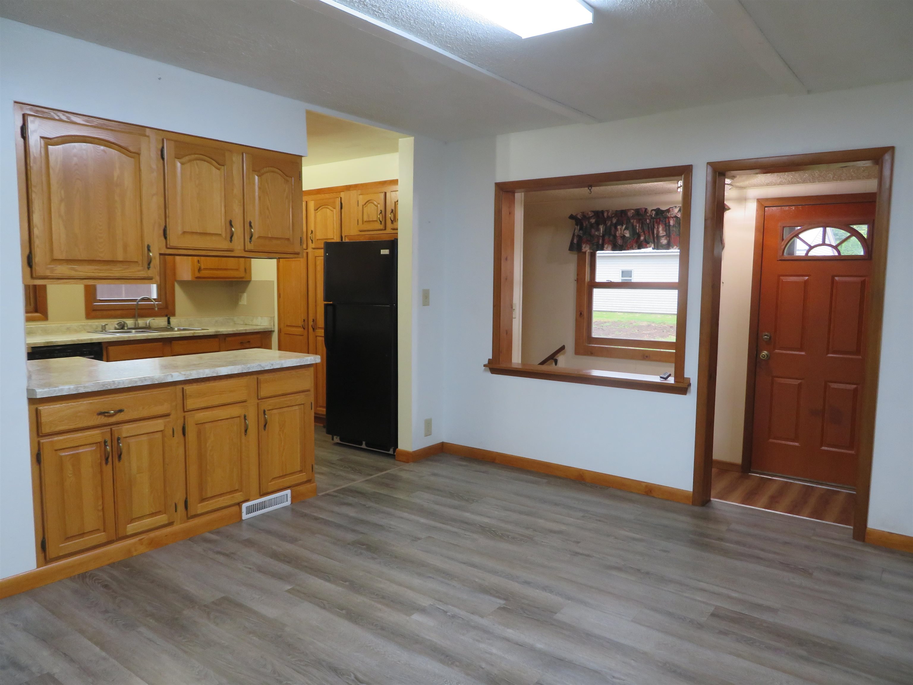 601 E 7TH STREET, Merrill, Wisconsin 54452, 4 Bedrooms Bedrooms, ,1 BathroomBathrooms,Residential,For Sale,601 E 7TH STREET,22604674