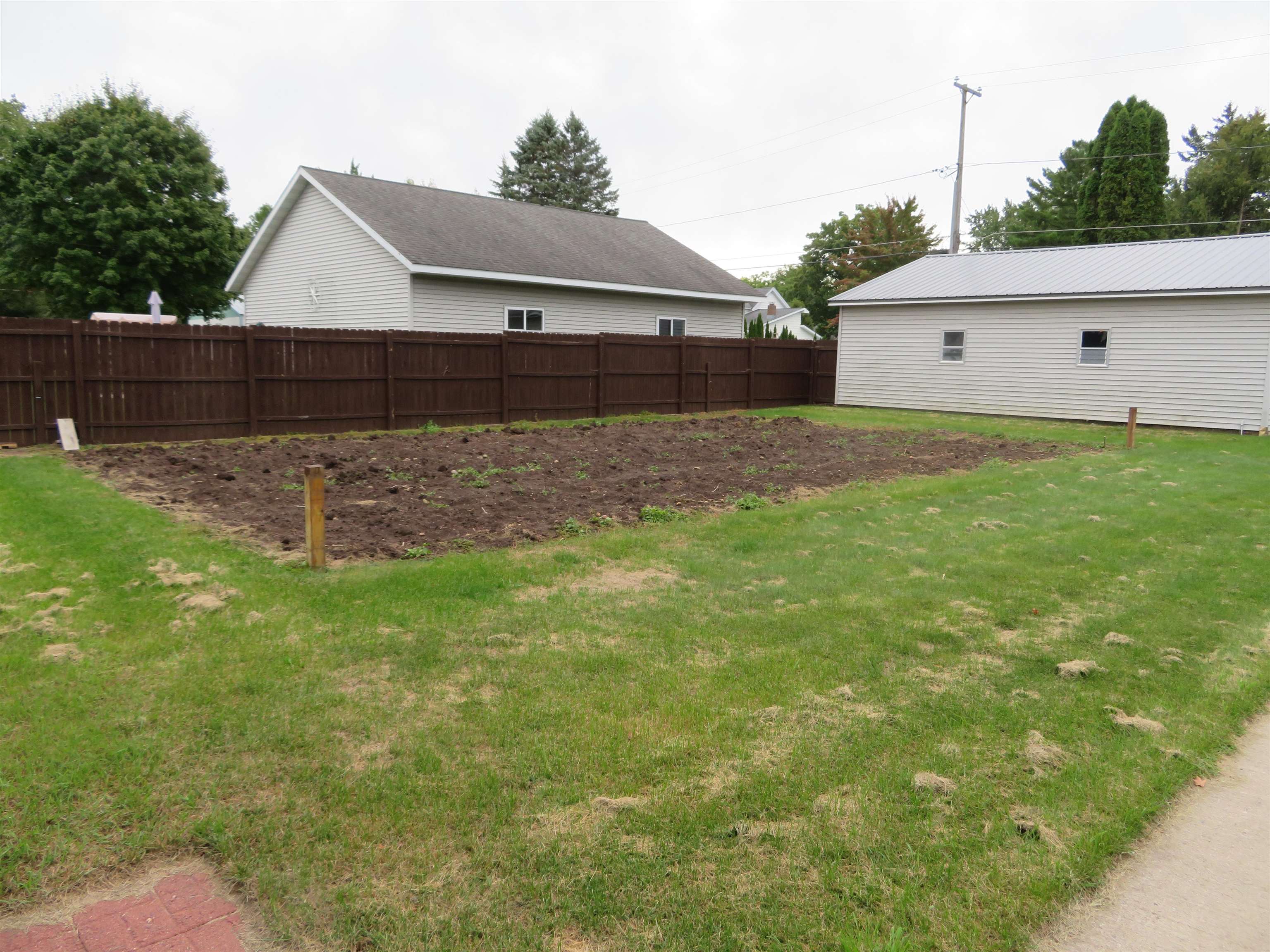601 E 7TH STREET, Merrill, Wisconsin 54452, 4 Bedrooms Bedrooms, ,1 BathroomBathrooms,Residential,For Sale,601 E 7TH STREET,22604674