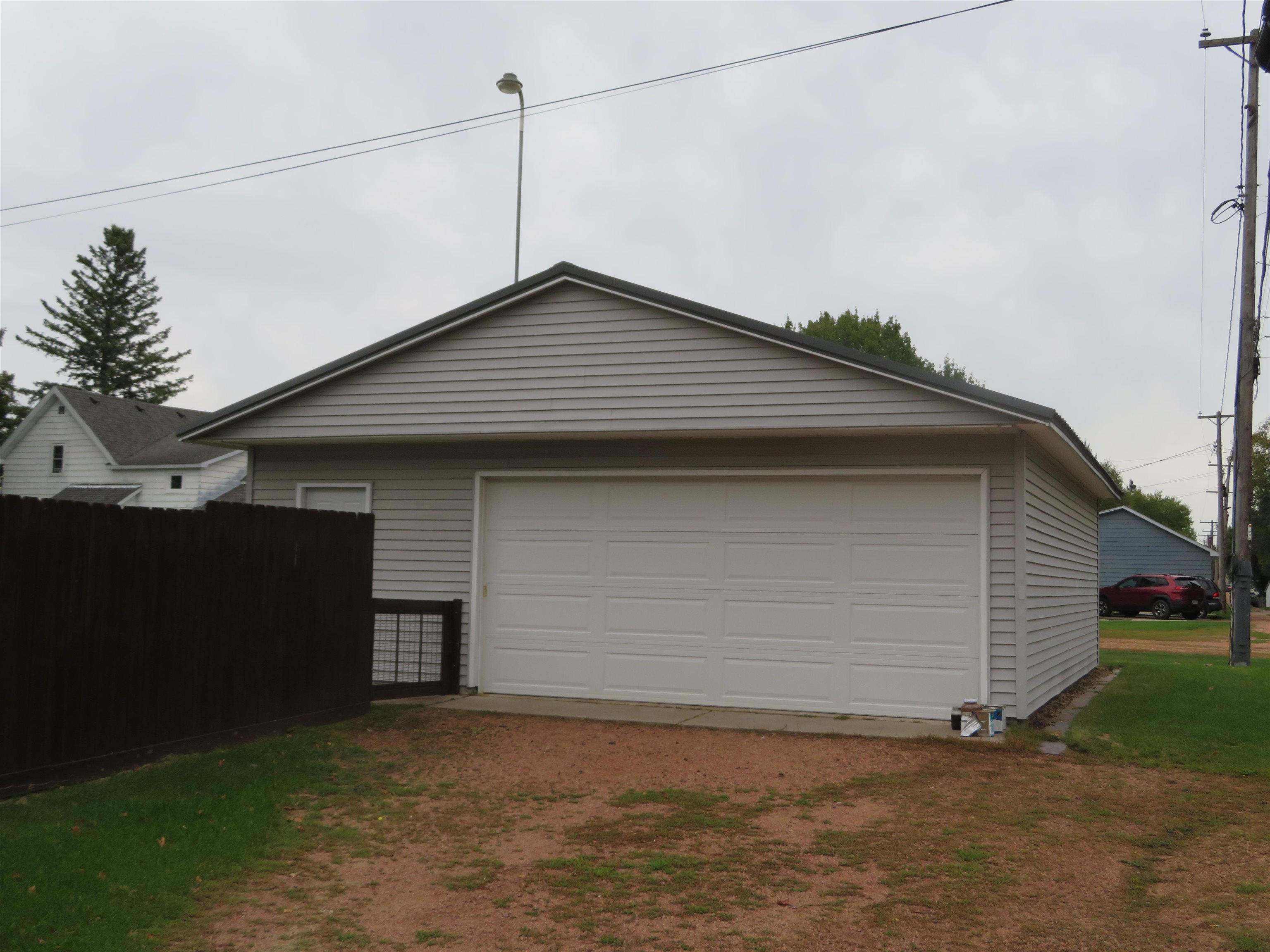 601 E 7TH STREET, Merrill, Wisconsin 54452, 4 Bedrooms Bedrooms, ,1 BathroomBathrooms,Residential,For Sale,601 E 7TH STREET,22604674