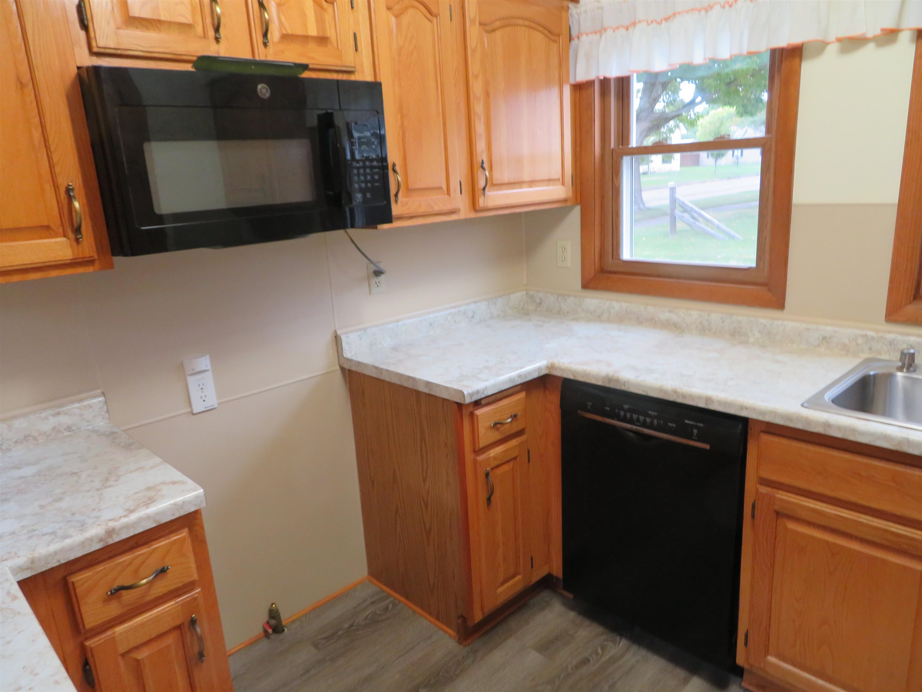 601 E 7TH STREET, Merrill, Wisconsin 54452, 4 Bedrooms Bedrooms, ,1 BathroomBathrooms,Residential,For Sale,601 E 7TH STREET,22604674