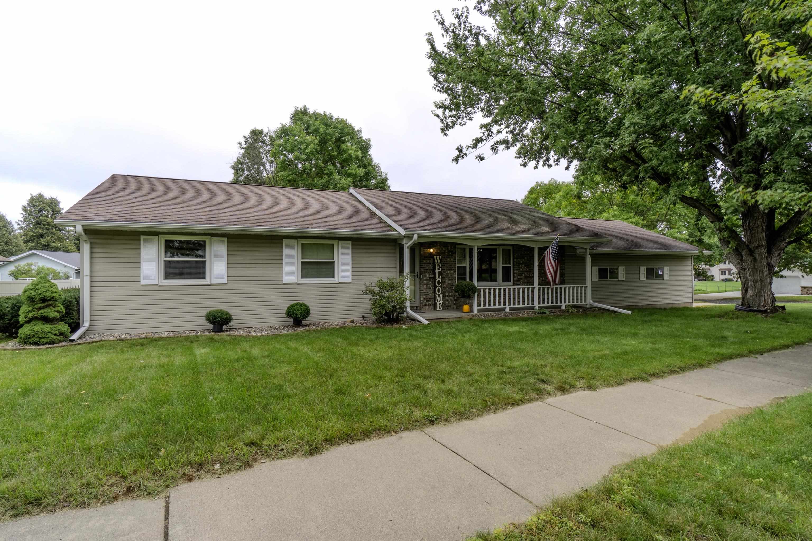 1308 QUAW STREET, Wausau, Wisconsin 54401, 4 Bedrooms Bedrooms, ,3 BathroomsBathrooms,Residential,For Sale,1308 QUAW STREET,22604678