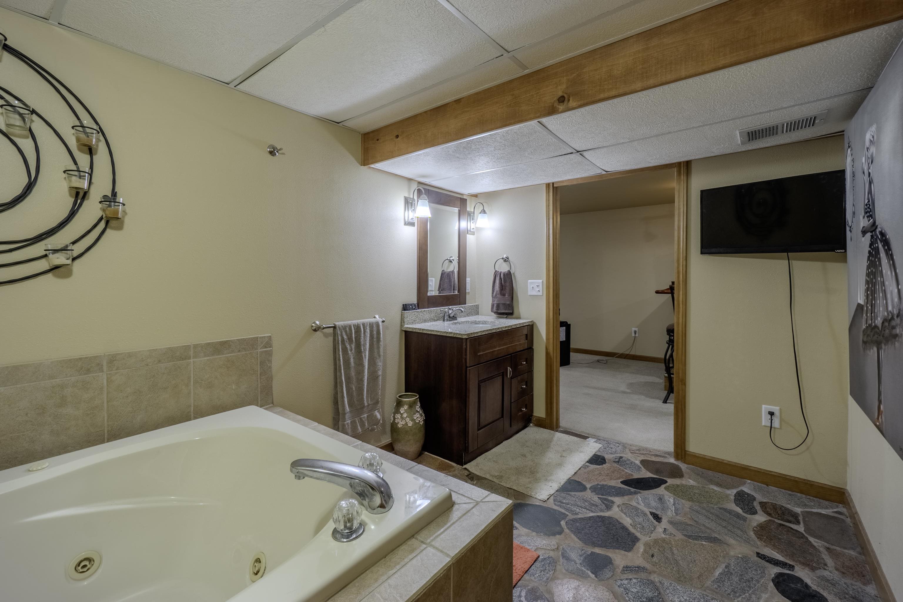 1308 QUAW STREET, Wausau, Wisconsin 54401, 4 Bedrooms Bedrooms, ,3 BathroomsBathrooms,Residential,For Sale,1308 QUAW STREET,22604678