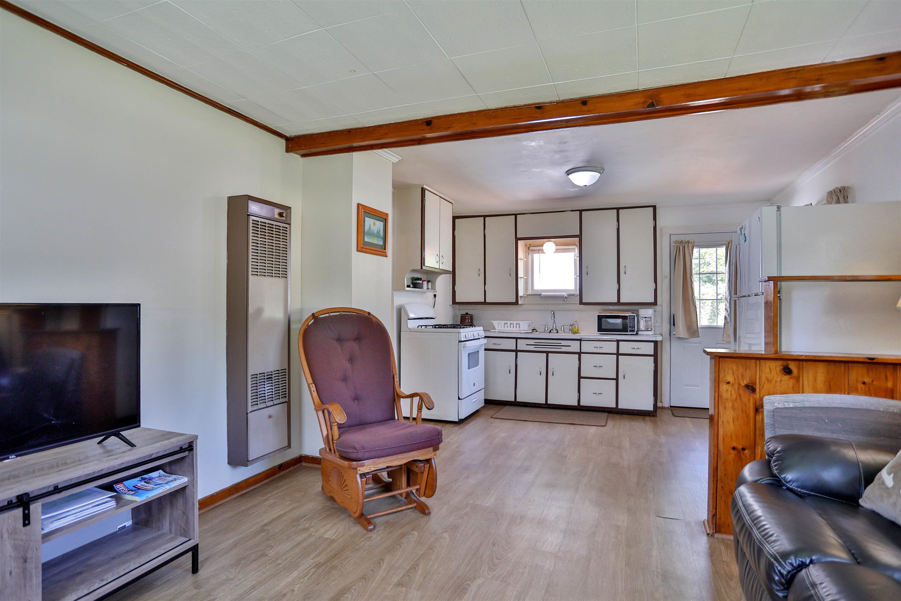 111 SCHMIDT AVENUE, Rothschild, Wisconsin 54474, 1 Bedroom Bedrooms, ,1 BathroomBathrooms,Residential,For Sale,111 SCHMIDT AVENUE,22604680