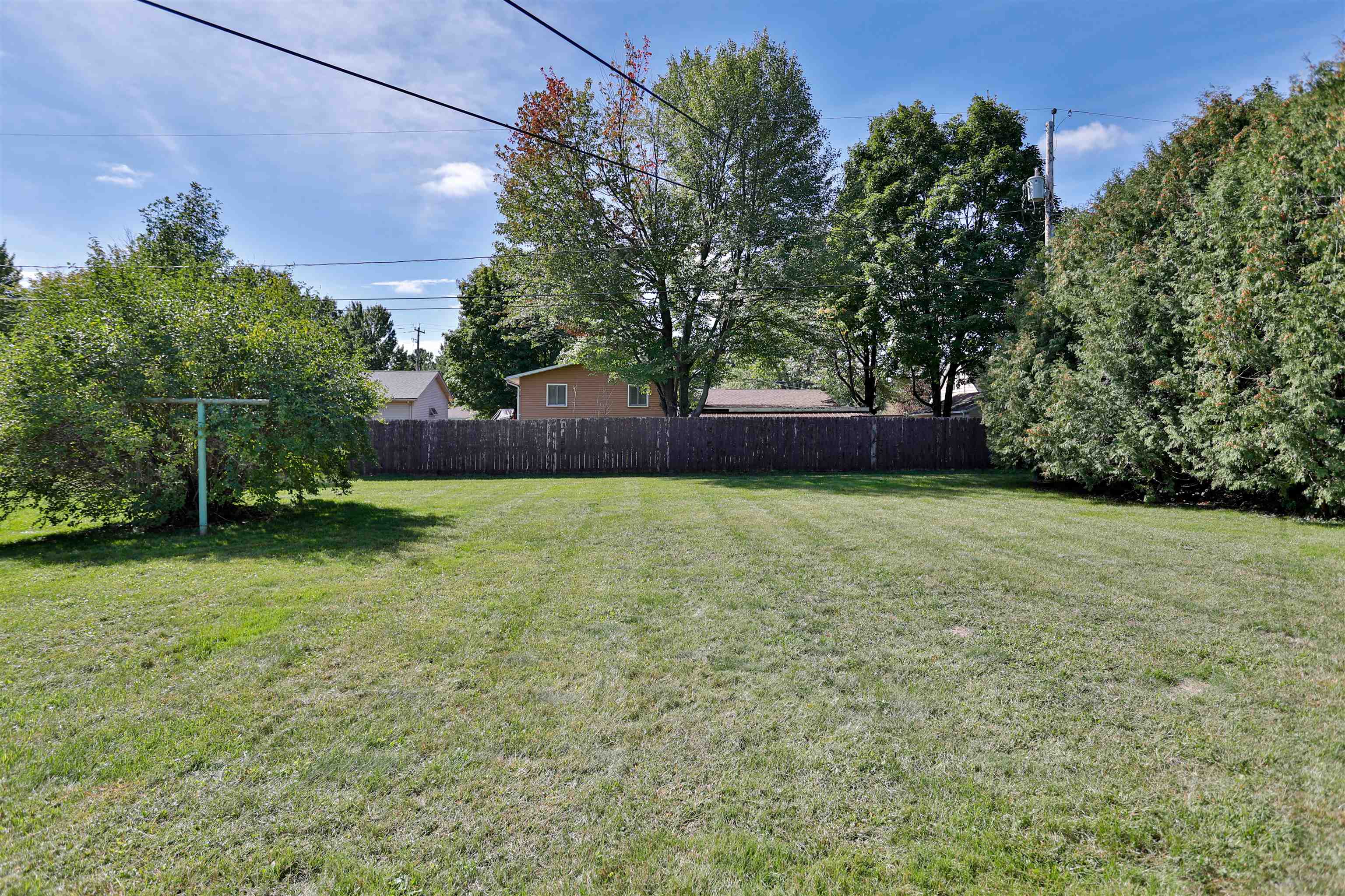 111 SCHMIDT AVENUE, Rothschild, Wisconsin 54474, 1 Bedroom Bedrooms, ,1 BathroomBathrooms,Residential,For Sale,111 SCHMIDT AVENUE,22604680