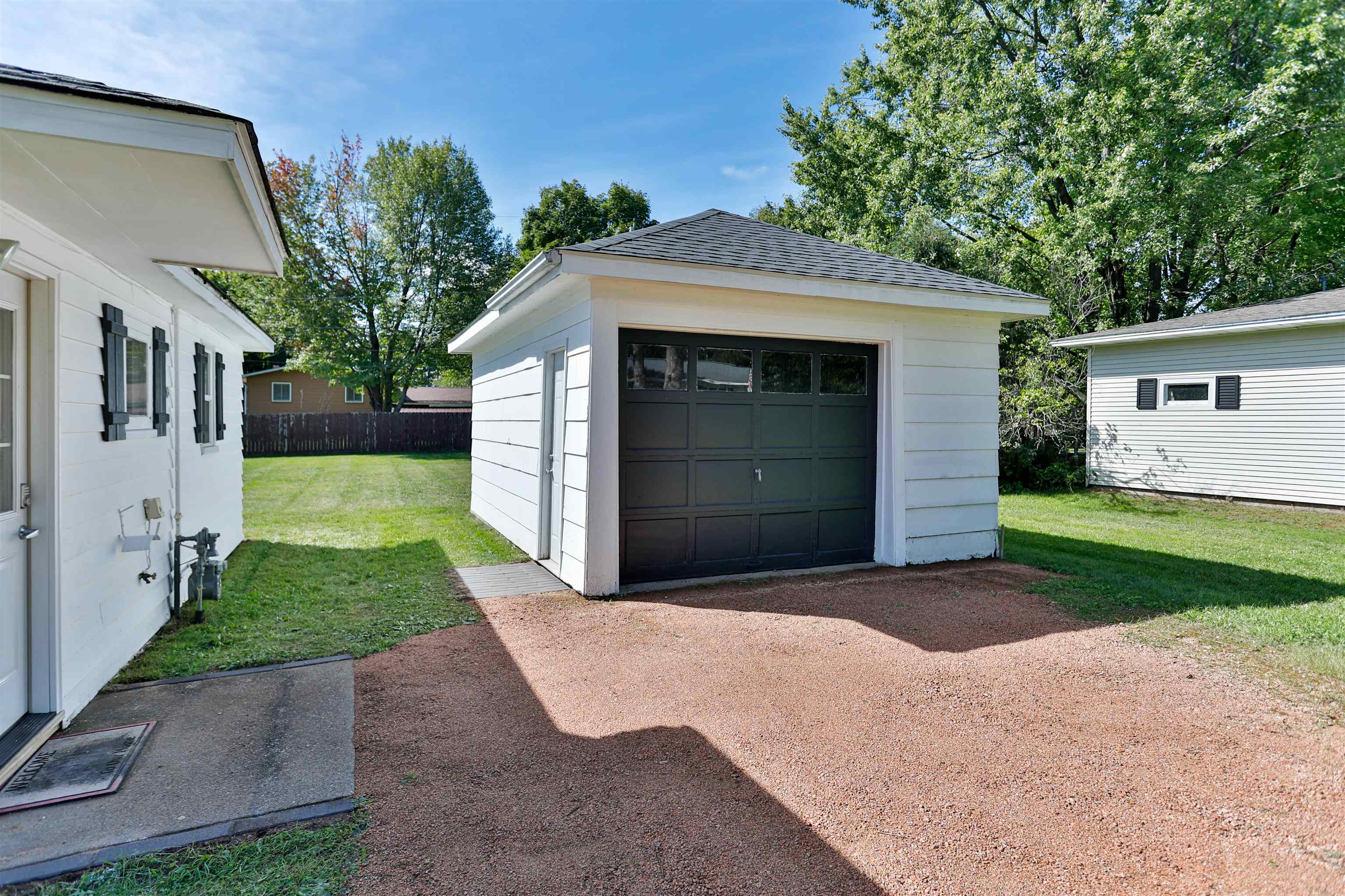 111 SCHMIDT AVENUE, Rothschild, Wisconsin 54474, 1 Bedroom Bedrooms, ,1 BathroomBathrooms,Residential,For Sale,111 SCHMIDT AVENUE,22604680