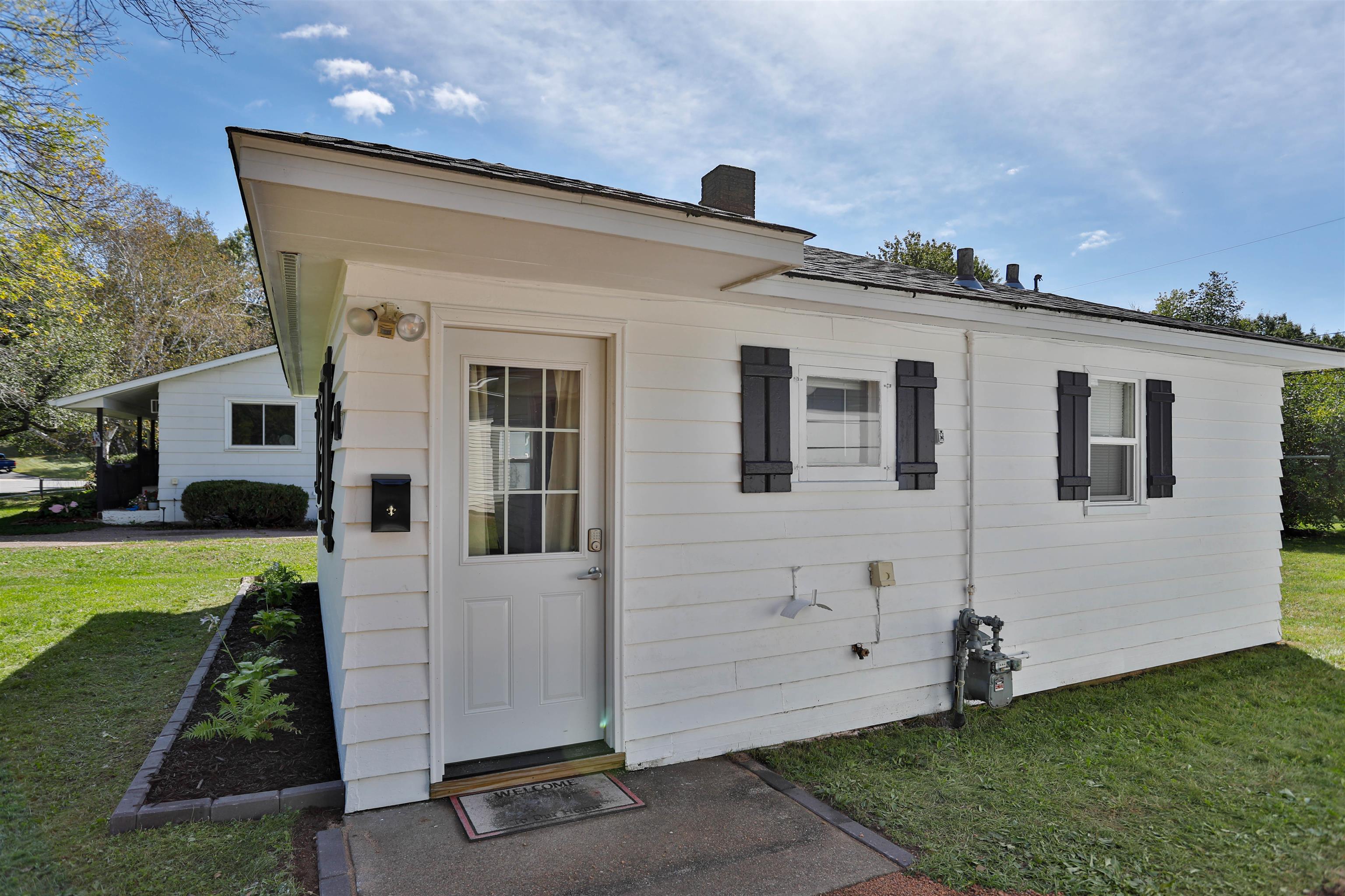 111 SCHMIDT AVENUE, Rothschild, Wisconsin 54474, 1 Bedroom Bedrooms, ,1 BathroomBathrooms,Residential,For Sale,111 SCHMIDT AVENUE,22604680