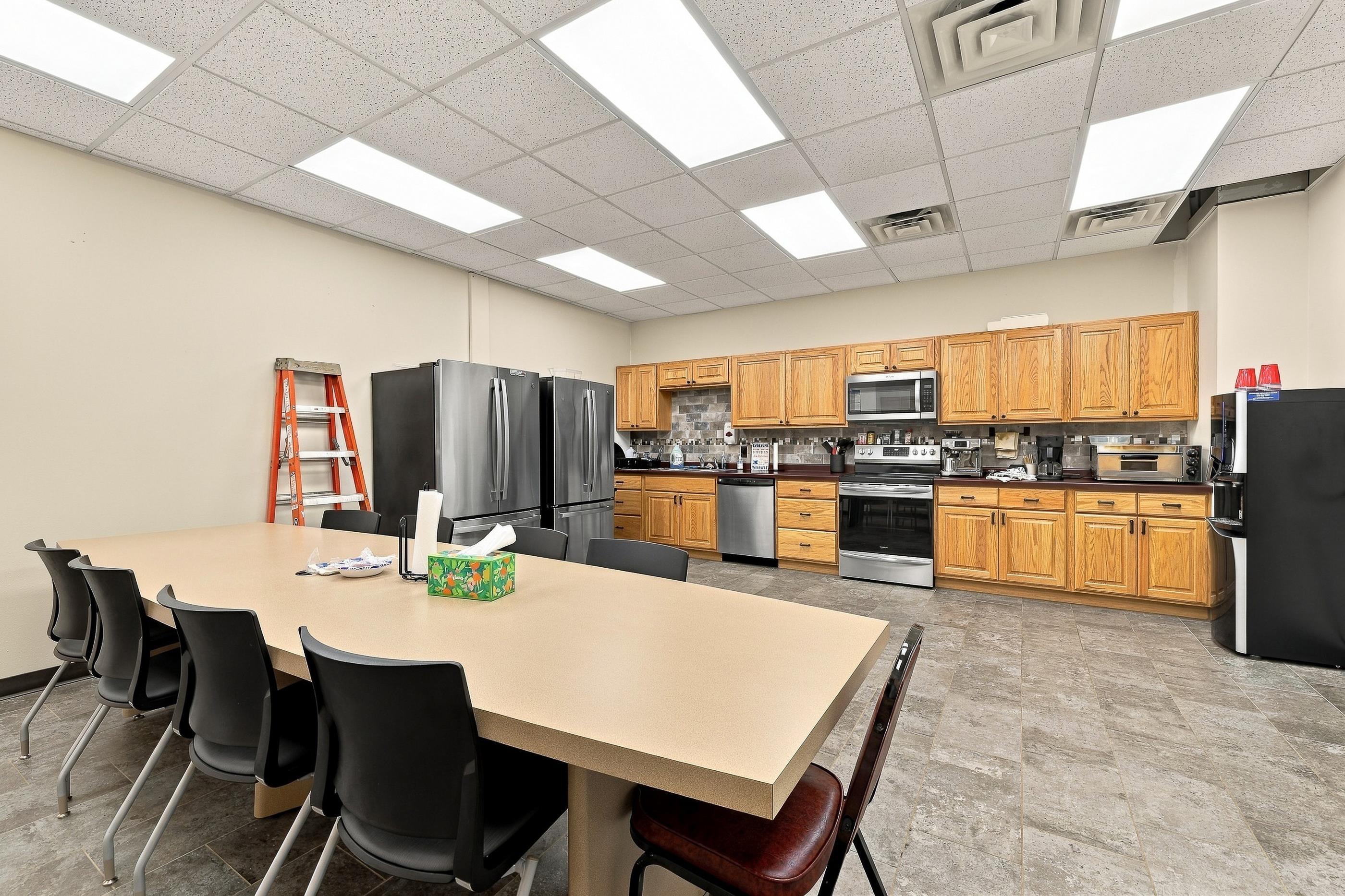 2321 W GRAND AVENUE, Wisconsin Rapids, Wisconsin 54495, ,Commercial/industrial,For Sale,2321 W GRAND AVENUE,22604683