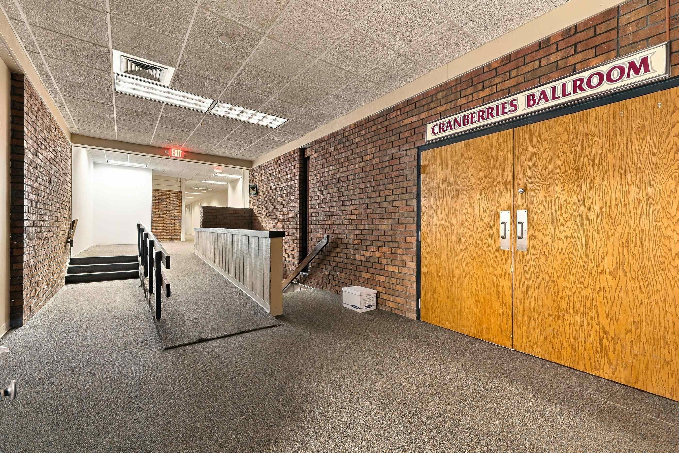 2321 W GRAND AVENUE, Wisconsin Rapids, Wisconsin 54495, ,Commercial/industrial,For Sale,2321 W GRAND AVENUE,22604683