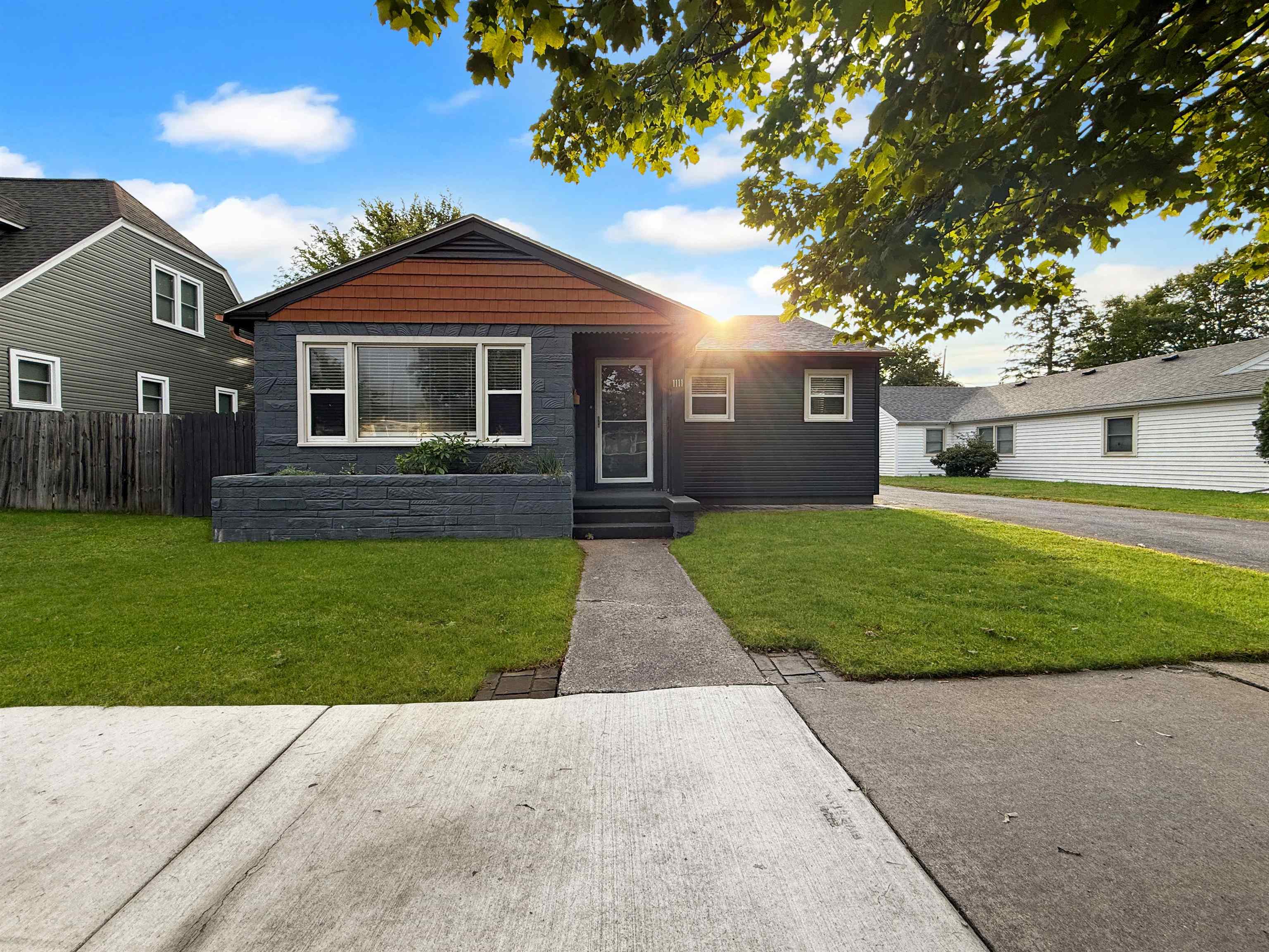 1111 S 7TH AVENUE SOUTH, Wausau, Wisconsin 54401, 2 Bedrooms Bedrooms, ,1 BathroomBathrooms,Residential,For Sale,1111 S 7TH AVENUE SOUTH,22604685