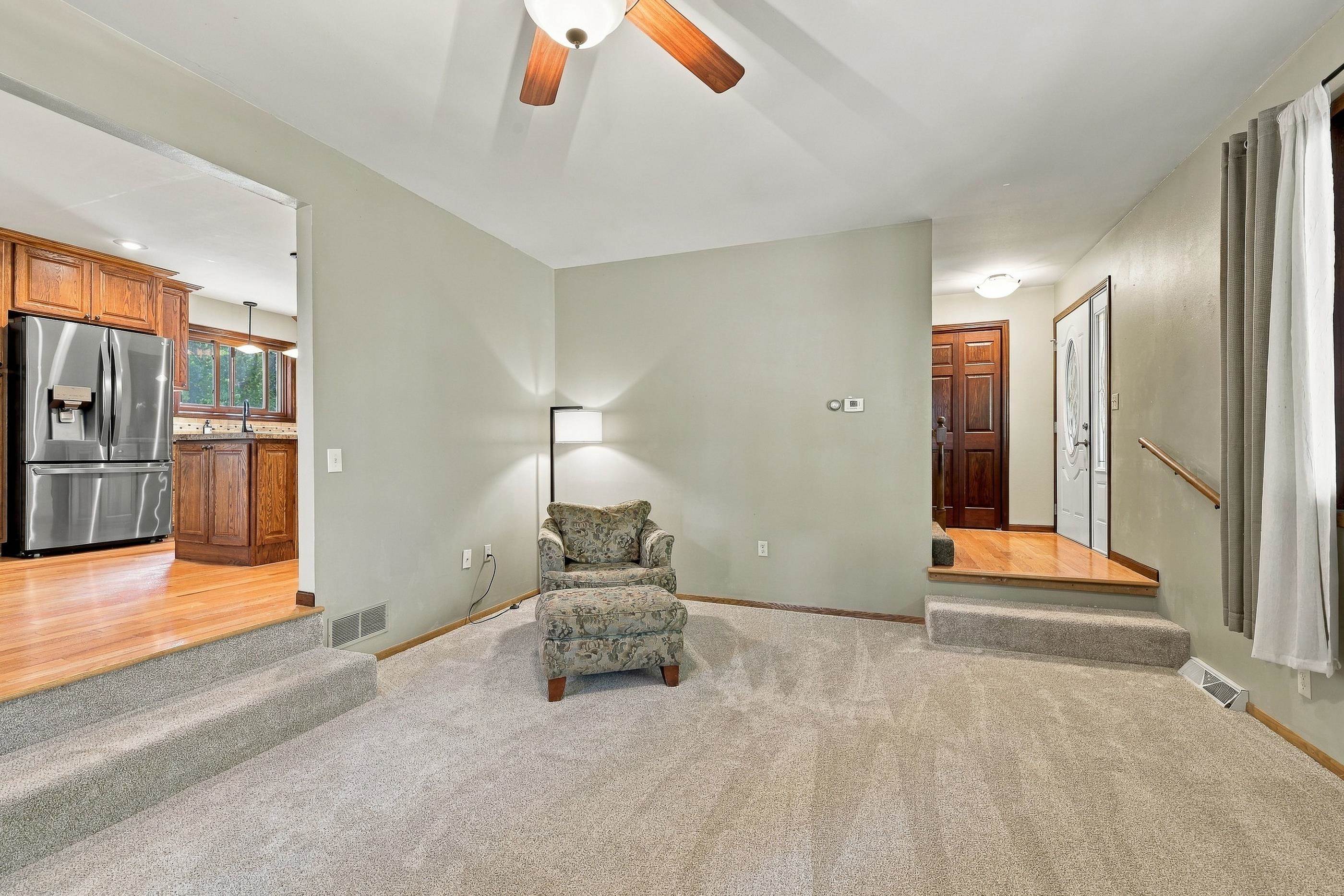 1603 MEADOW VIEW LANE, Stevens Point, Wisconsin 54482, 4 Bedrooms Bedrooms, ,2 BathroomsBathrooms,Residential,For Sale,1603 MEADOW VIEW LANE,22604689
