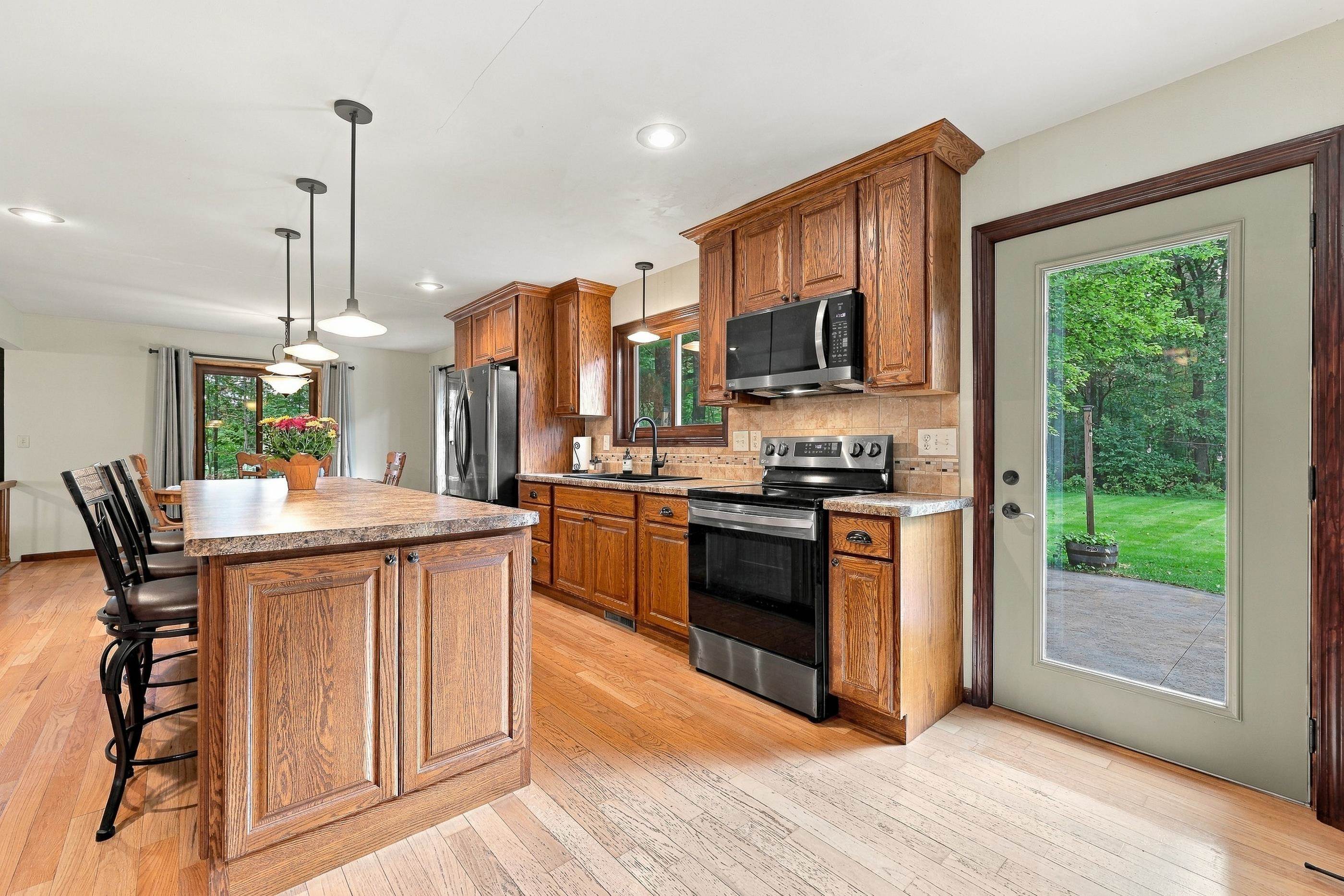 1603 MEADOW VIEW LANE, Stevens Point, Wisconsin 54482, 4 Bedrooms Bedrooms, ,2 BathroomsBathrooms,Residential,For Sale,1603 MEADOW VIEW LANE,22604689