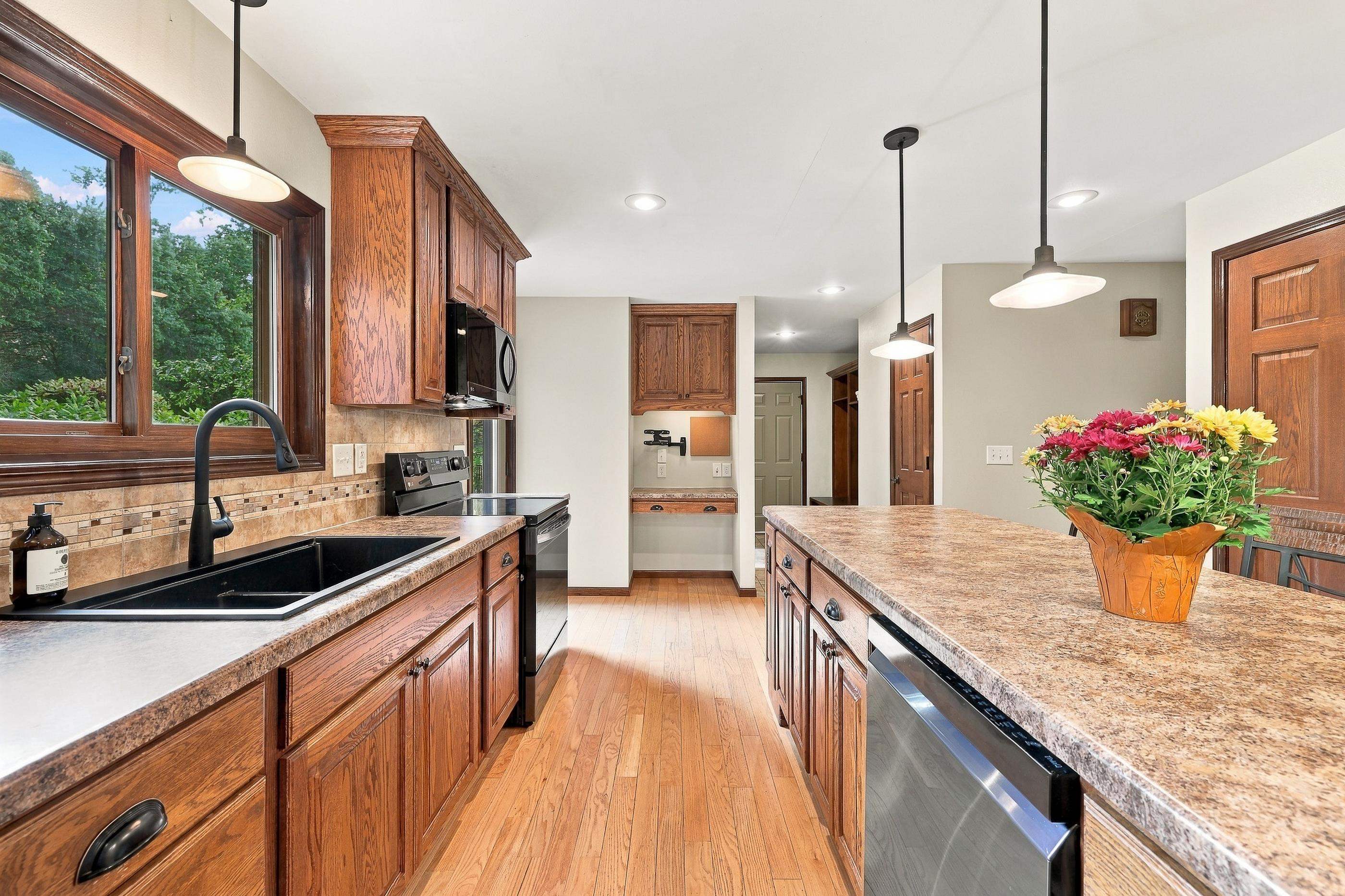 1603 MEADOW VIEW LANE, Stevens Point, Wisconsin 54482, 4 Bedrooms Bedrooms, ,2 BathroomsBathrooms,Residential,For Sale,1603 MEADOW VIEW LANE,22604689