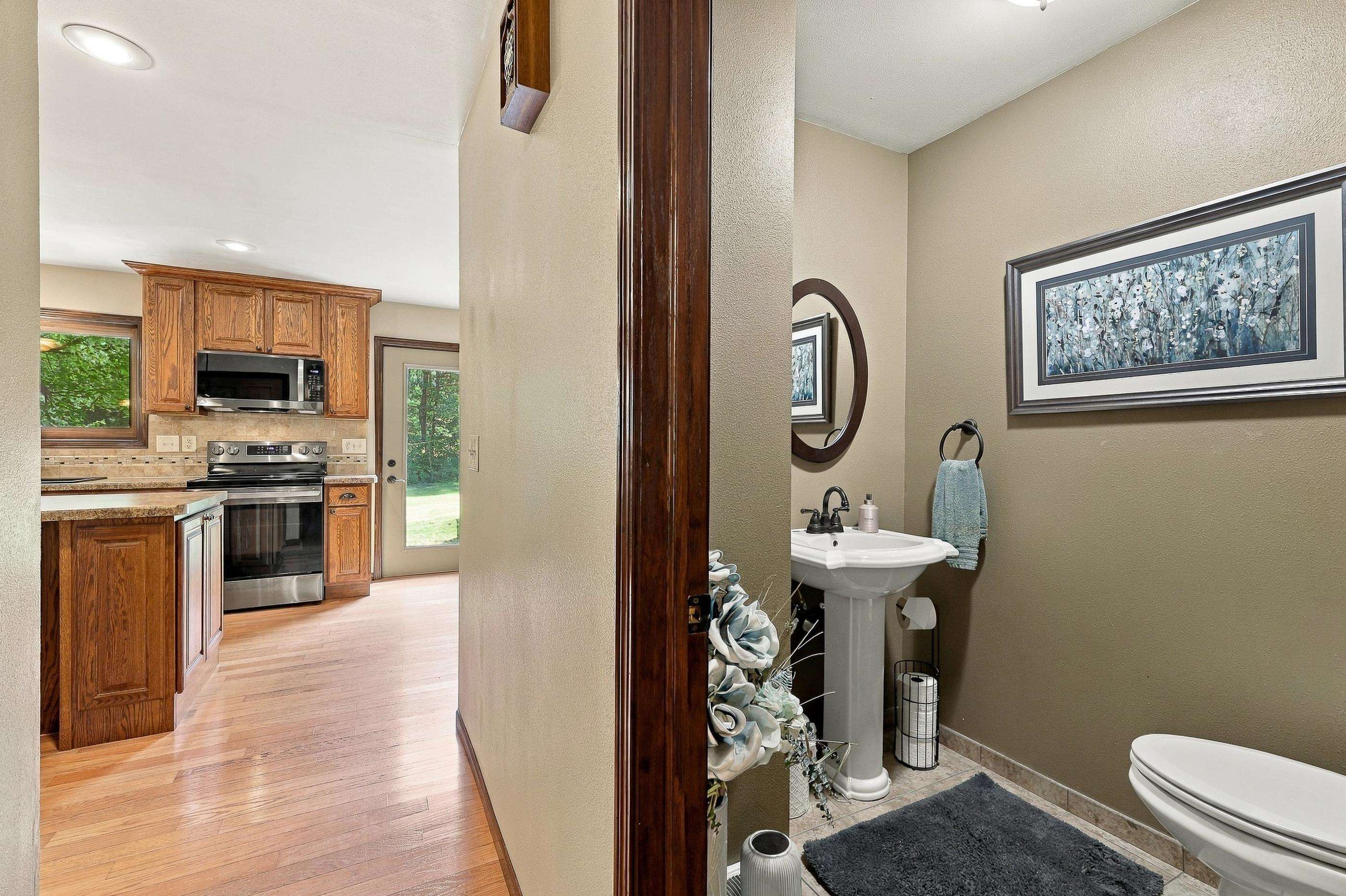 1603 MEADOW VIEW LANE, Stevens Point, Wisconsin 54482, 4 Bedrooms Bedrooms, ,2 BathroomsBathrooms,Residential,For Sale,1603 MEADOW VIEW LANE,22604689