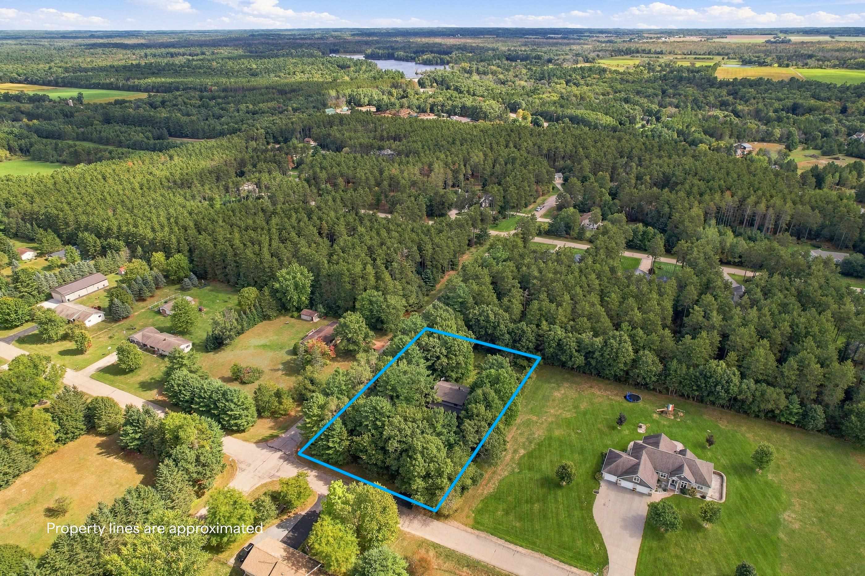 1603 MEADOW VIEW LANE, Stevens Point, Wisconsin 54482, 4 Bedrooms Bedrooms, ,2 BathroomsBathrooms,Residential,For Sale,1603 MEADOW VIEW LANE,22604689