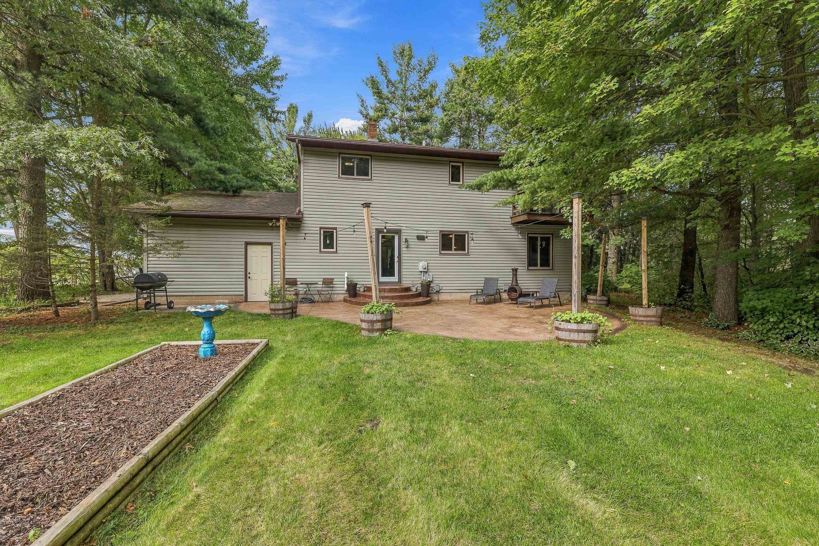 1603 MEADOW VIEW LANE, Stevens Point, Wisconsin 54482, 4 Bedrooms Bedrooms, ,2 BathroomsBathrooms,Residential,For Sale,1603 MEADOW VIEW LANE,22604689