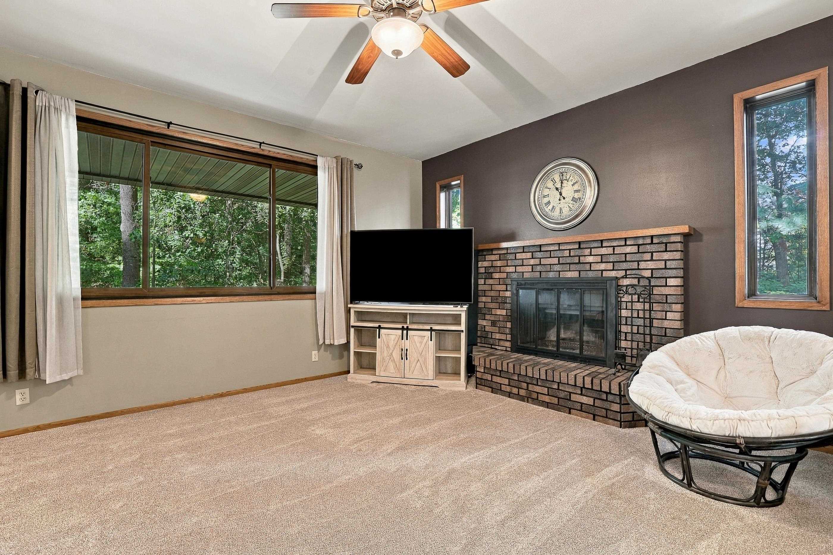 1603 MEADOW VIEW LANE, Stevens Point, Wisconsin 54482, 4 Bedrooms Bedrooms, ,2 BathroomsBathrooms,Residential,For Sale,1603 MEADOW VIEW LANE,22604689