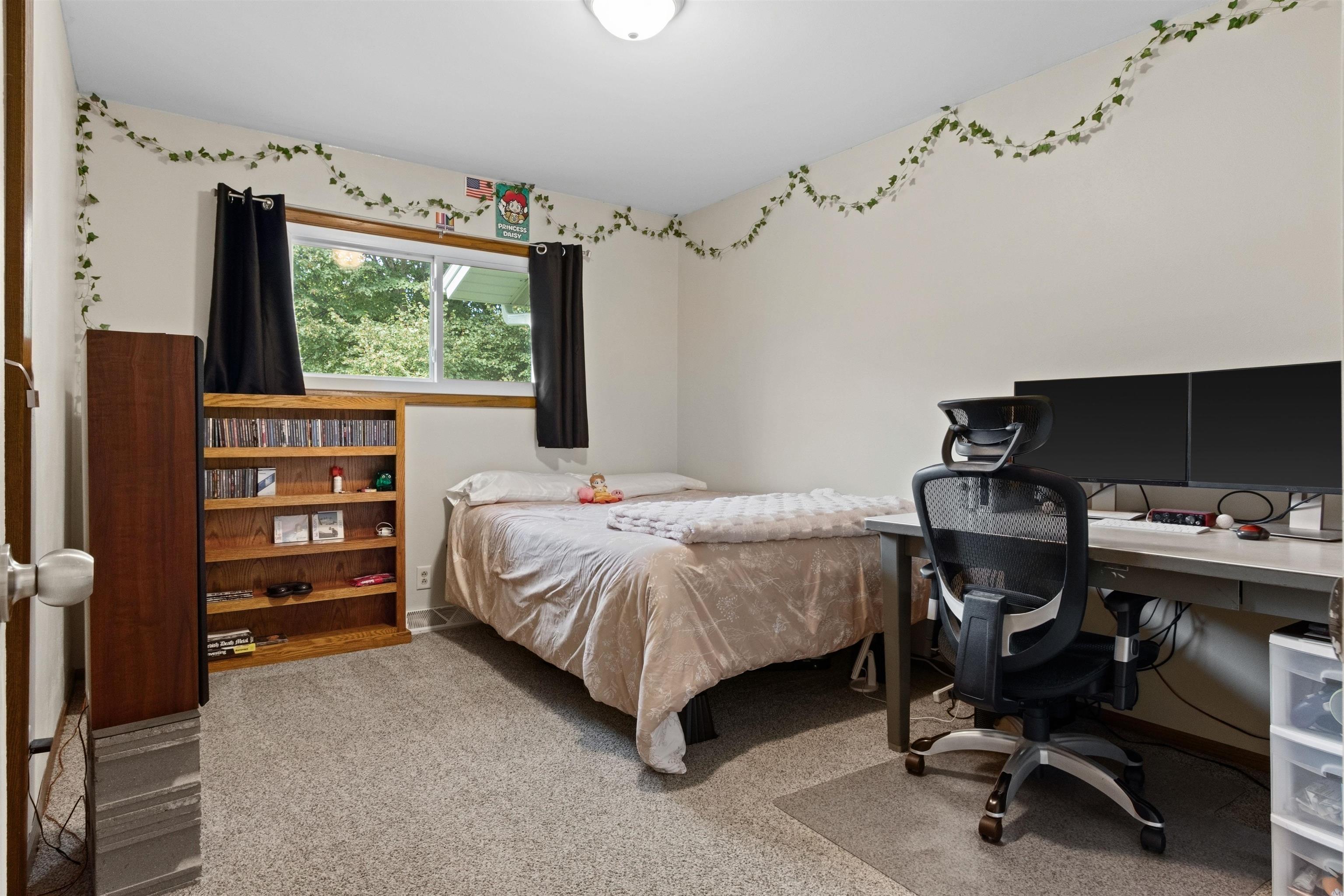 2501 MAGNOLIA DRIVE, Plover, Wisconsin 54467, 3 Bedrooms Bedrooms, ,2 BathroomsBathrooms,Residential,For Sale,2501 MAGNOLIA DRIVE,22604691