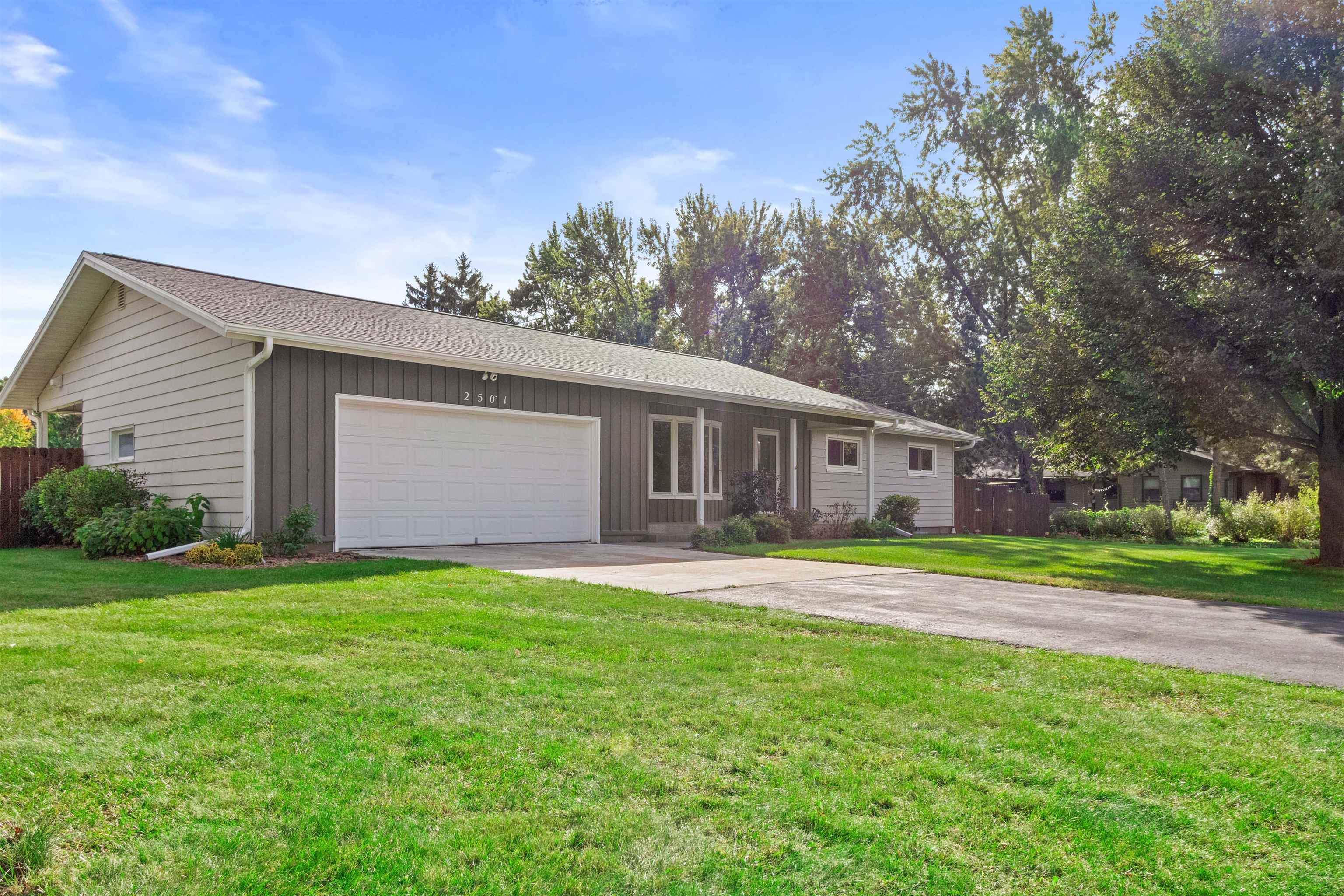 2501 MAGNOLIA DRIVE, Plover, Wisconsin 54467, 3 Bedrooms Bedrooms, ,2 BathroomsBathrooms,Residential,For Sale,2501 MAGNOLIA DRIVE,22604691