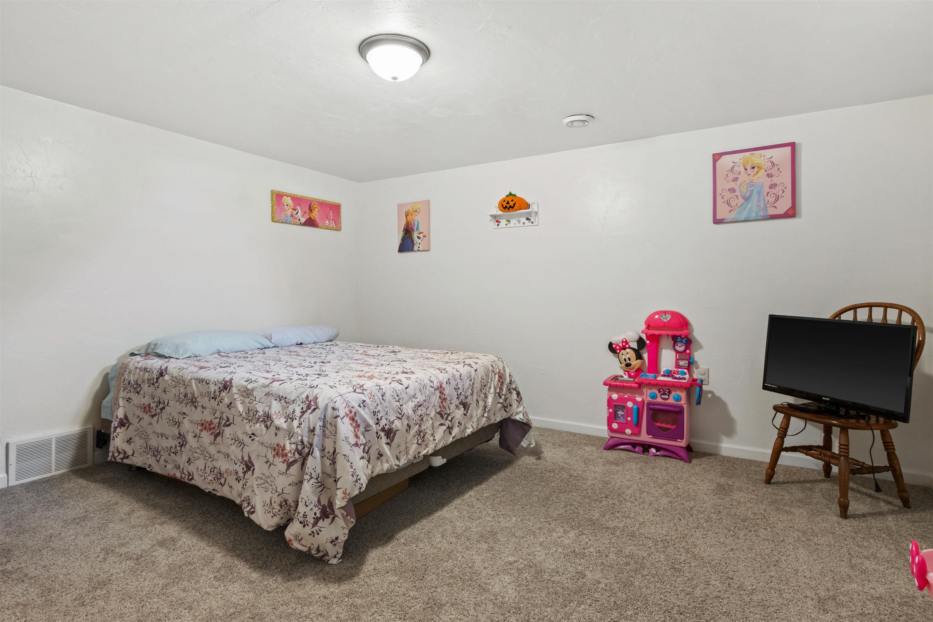 2501 MAGNOLIA DRIVE, Plover, Wisconsin 54467, 3 Bedrooms Bedrooms, ,2 BathroomsBathrooms,Residential,For Sale,2501 MAGNOLIA DRIVE,22604691
