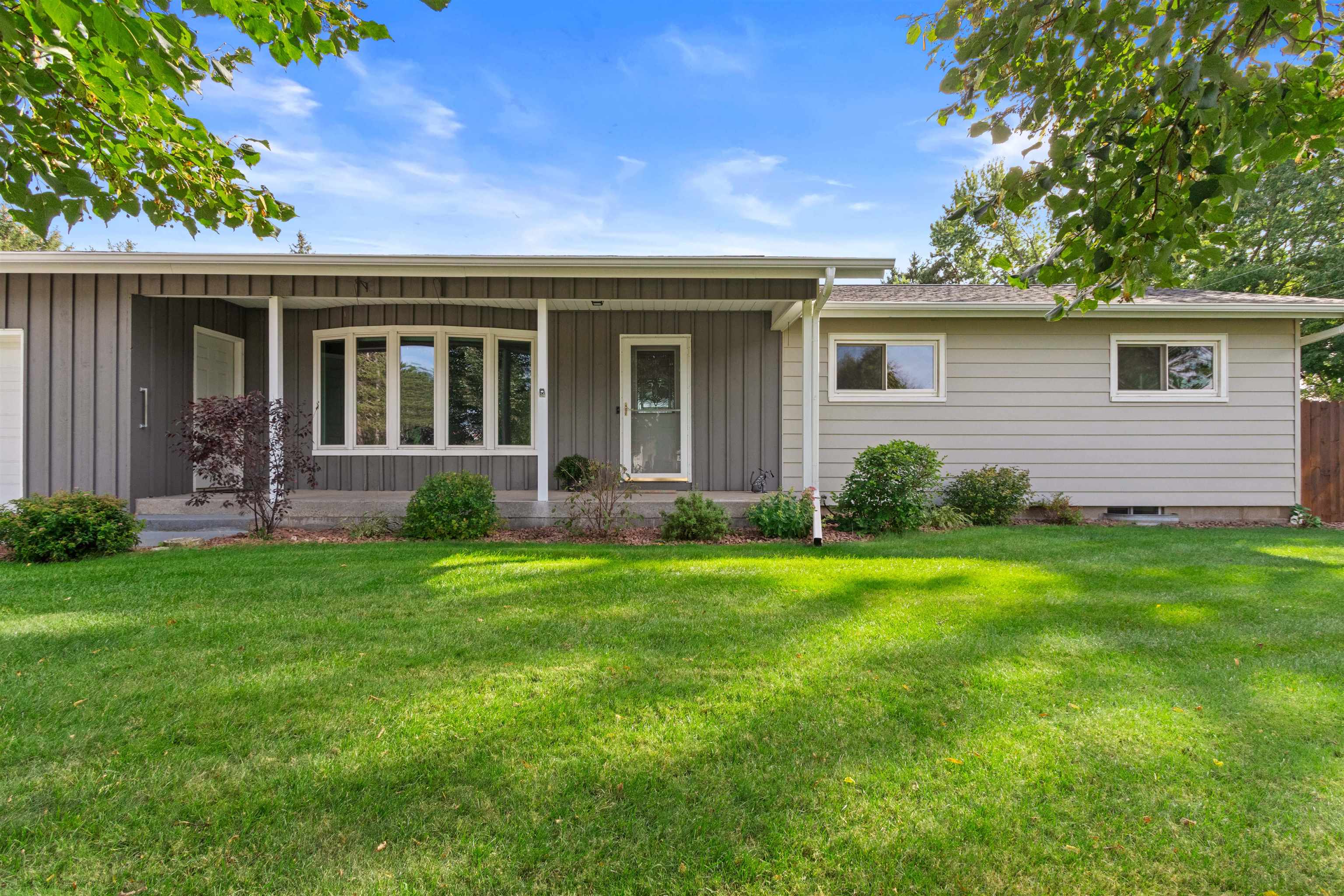 2501 MAGNOLIA DRIVE, Plover, Wisconsin 54467, 3 Bedrooms Bedrooms, ,2 BathroomsBathrooms,Residential,For Sale,2501 MAGNOLIA DRIVE,22604691