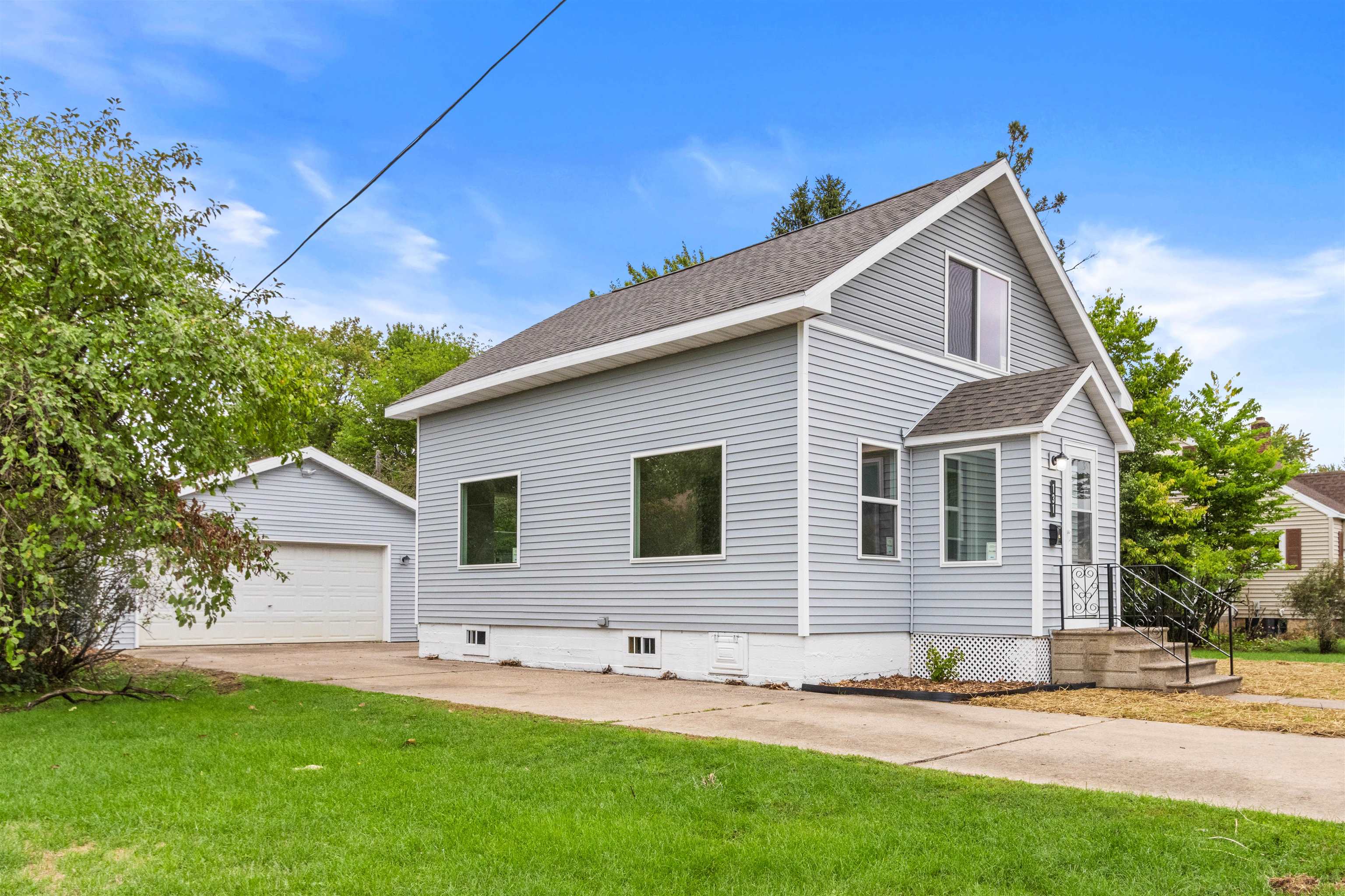 131 12TH STREET NORTH, Wisconsin Rapids, Wisconsin 54494, 3 Bedrooms Bedrooms, ,1 BathroomBathrooms,Residential,For Sale,131 12TH STREET NORTH,22604693