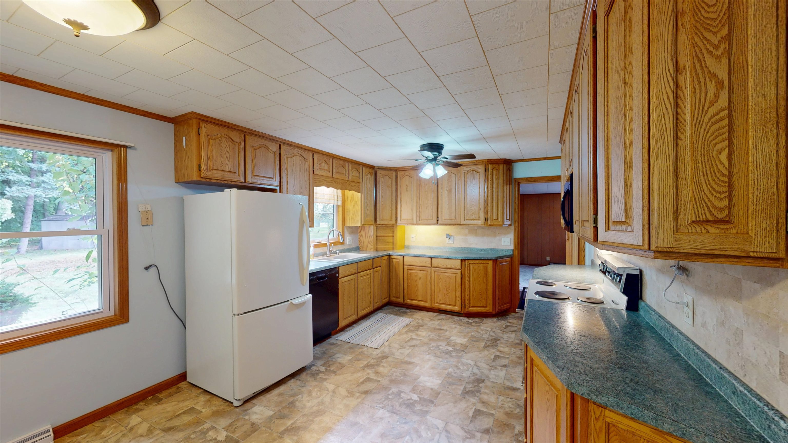 216489 STATE HIGHWAY 13, Unity, Wisconsin 54488, 3 Bedrooms Bedrooms, ,1 BathroomBathrooms,Residential,For Sale,216489 STATE HIGHWAY 13,22604700