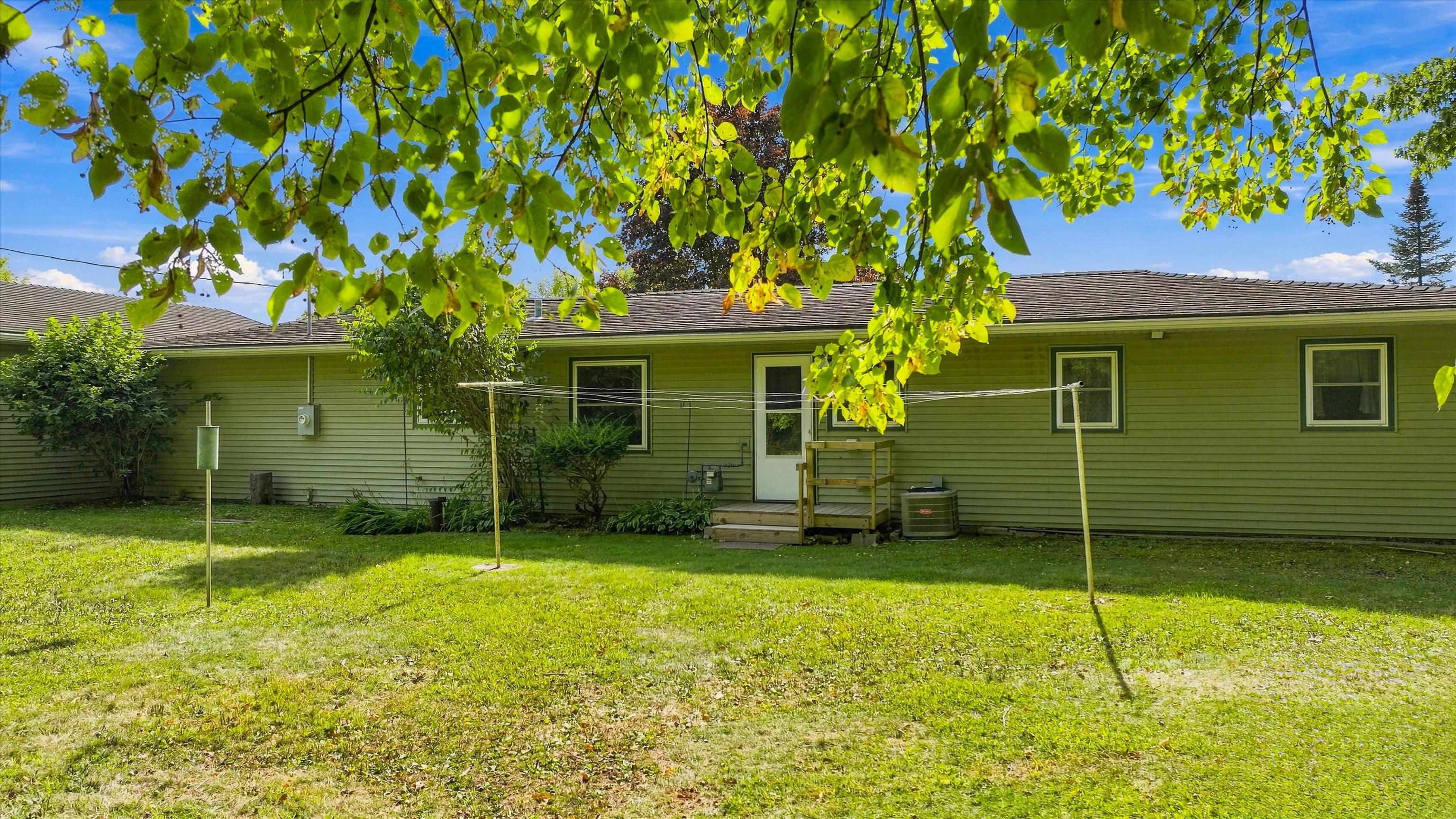 216489 STATE HIGHWAY 13, Unity, Wisconsin 54488, 3 Bedrooms Bedrooms, ,1 BathroomBathrooms,Residential,For Sale,216489 STATE HIGHWAY 13,22604700