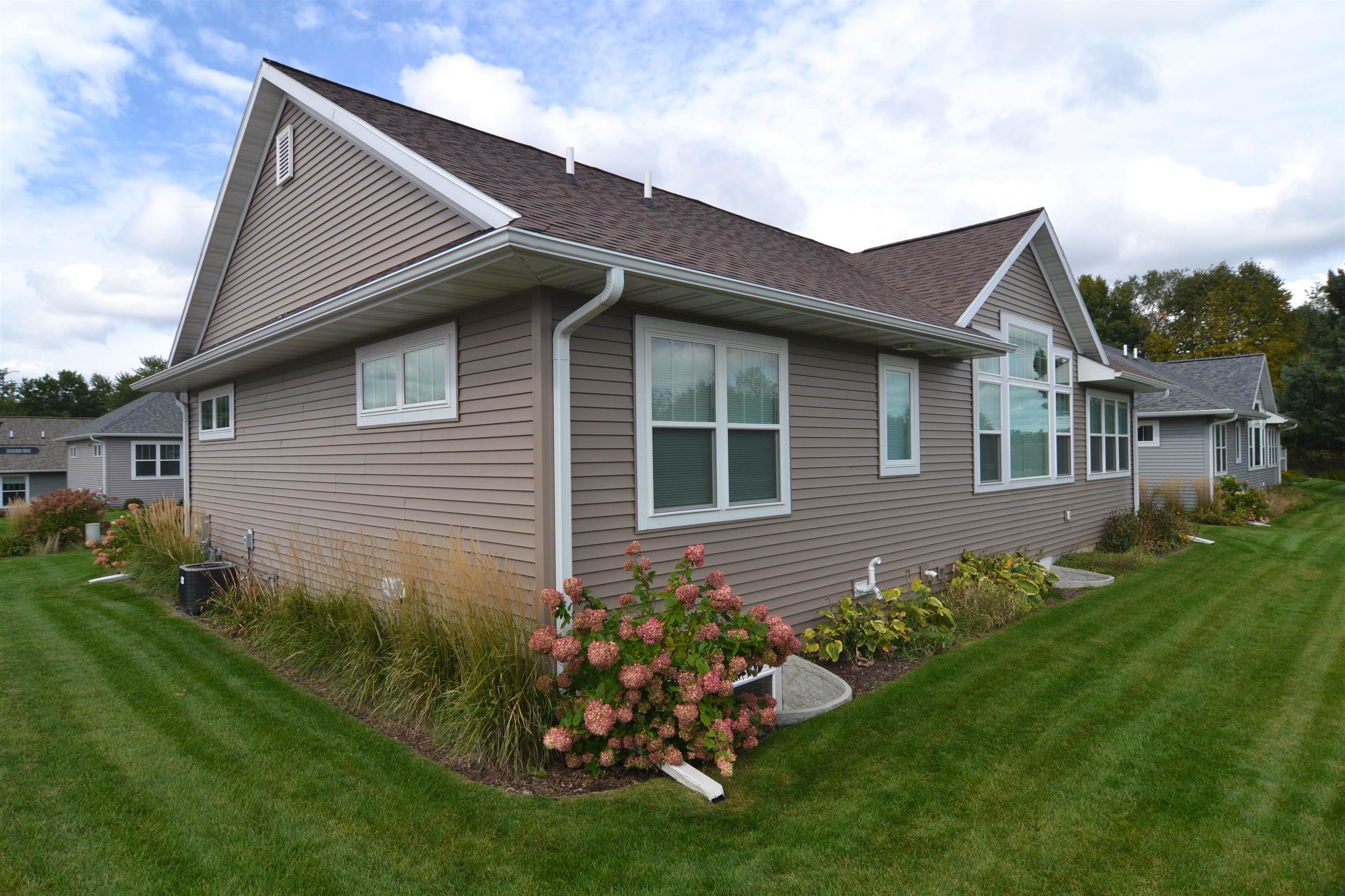 9507 EXCALIBUR DRIVE, Weston, Wisconsin 54476, 3 Bedrooms Bedrooms, ,2 BathroomsBathrooms,Residential,For Sale,9507 EXCALIBUR DRIVE,22604708