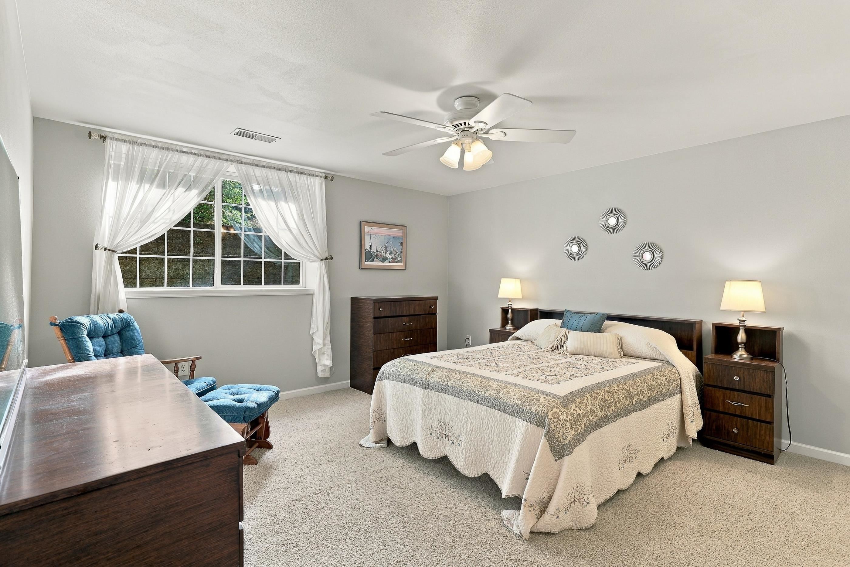 1142 HEARTHSTONE PLACE, Plover, Wisconsin 54467, 2 Bedrooms Bedrooms, ,2 BathroomsBathrooms,Residential,For Sale,1142 HEARTHSTONE PLACE,22604713