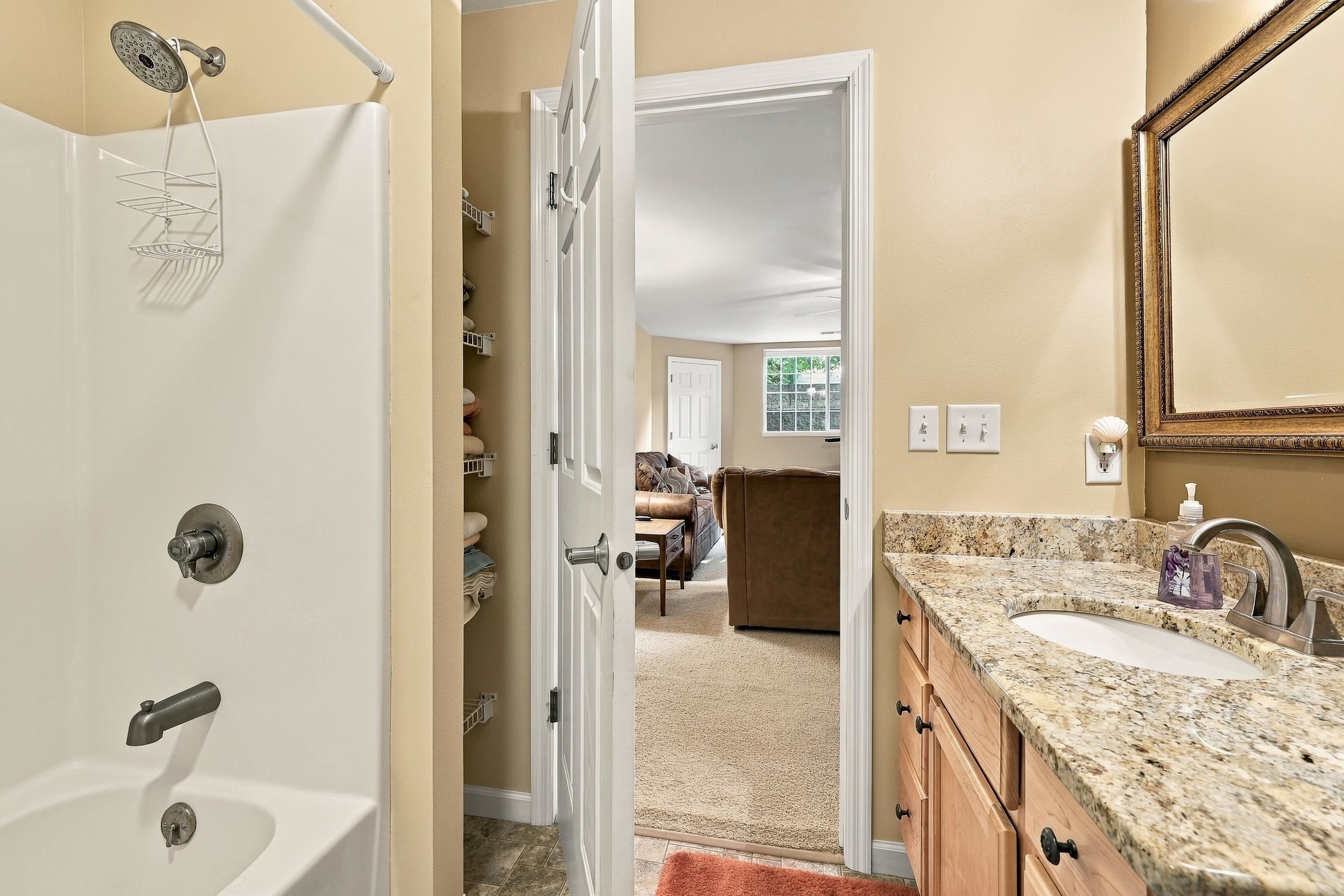 1142 HEARTHSTONE PLACE, Plover, Wisconsin 54467, 2 Bedrooms Bedrooms, ,2 BathroomsBathrooms,Residential,For Sale,1142 HEARTHSTONE PLACE,22604713