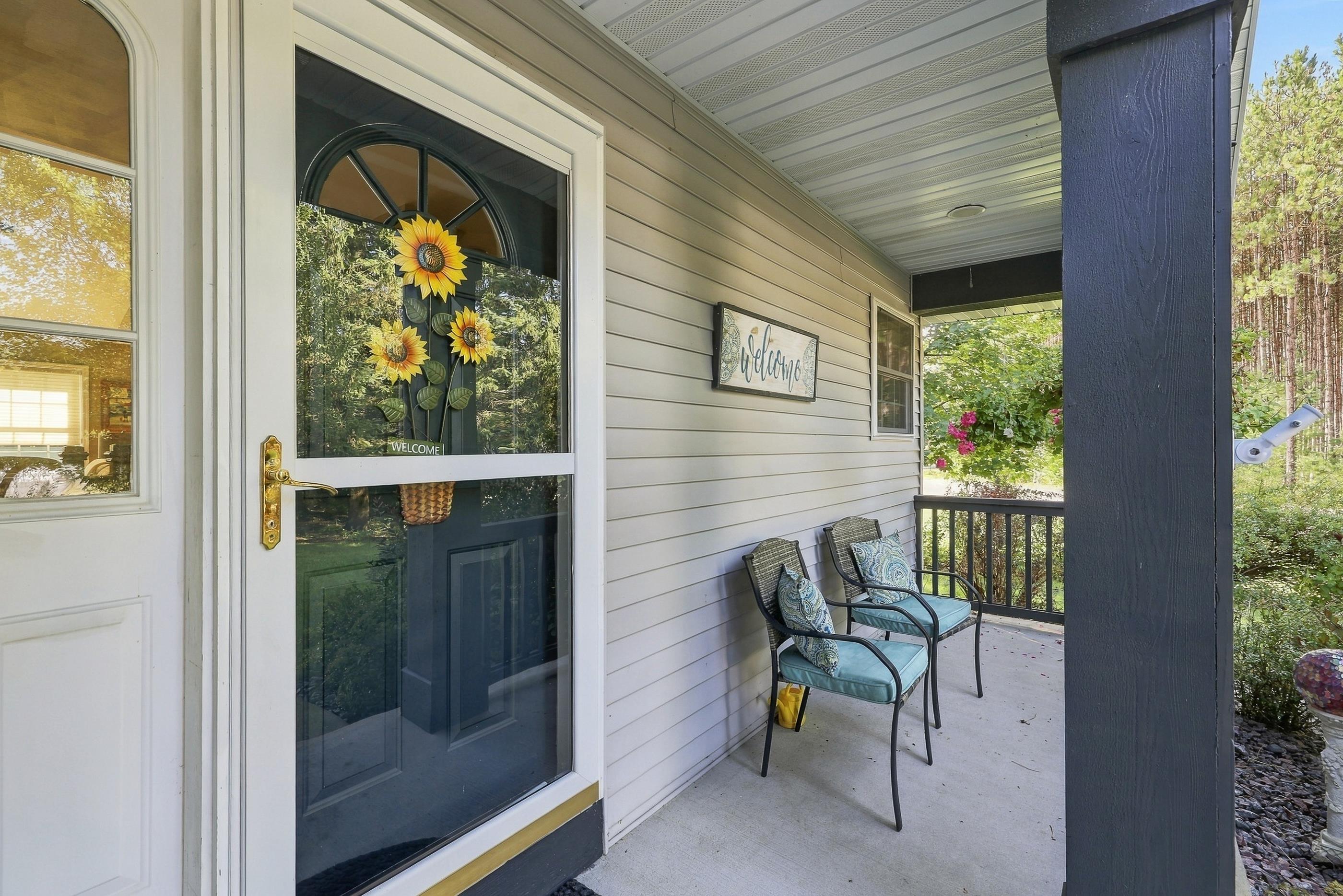 1142 HEARTHSTONE PLACE, Plover, Wisconsin 54467, 2 Bedrooms Bedrooms, ,2 BathroomsBathrooms,Residential,For Sale,1142 HEARTHSTONE PLACE,22604713