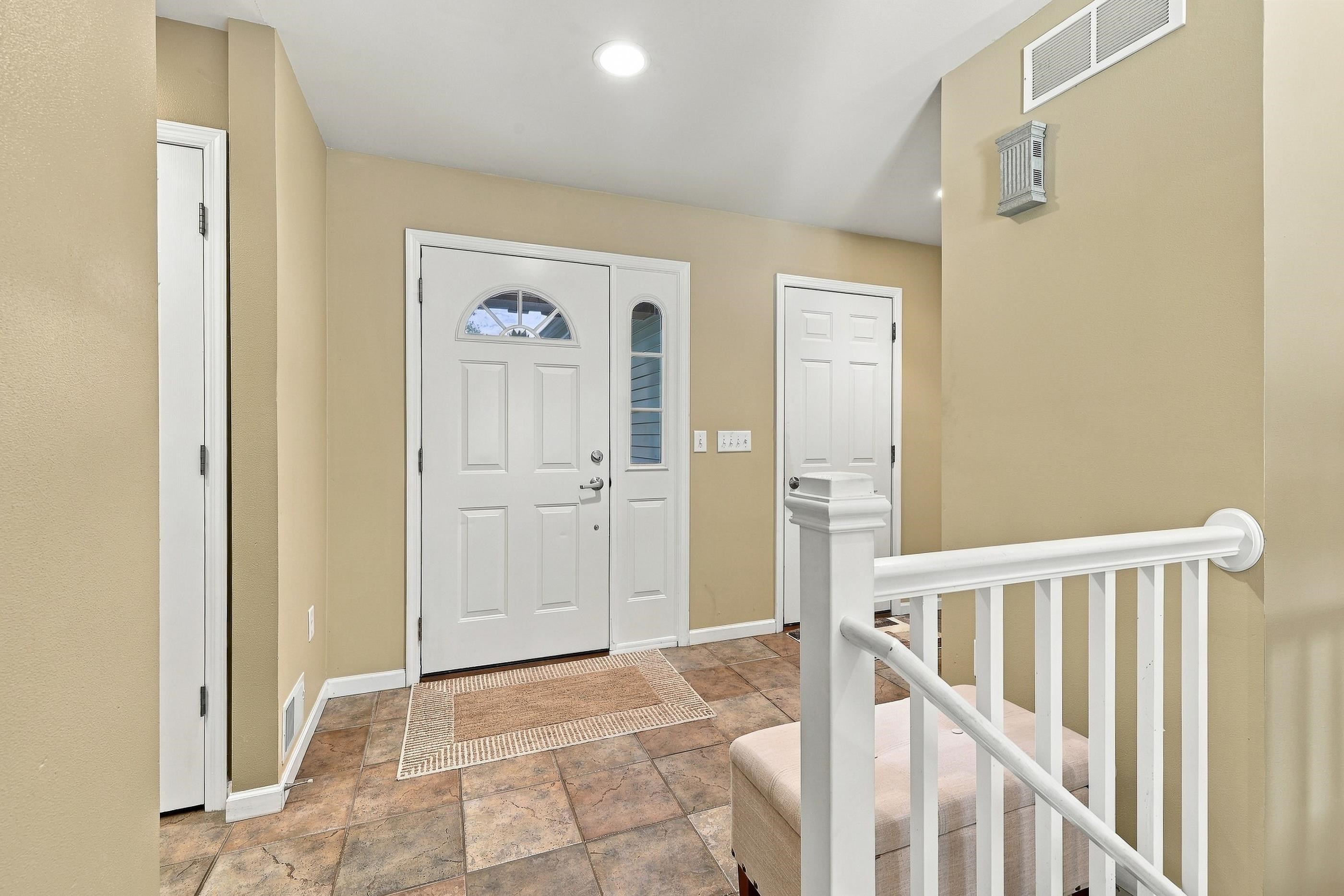 1142 HEARTHSTONE PLACE, Plover, Wisconsin 54467, 2 Bedrooms Bedrooms, ,2 BathroomsBathrooms,Residential,For Sale,1142 HEARTHSTONE PLACE,22604713