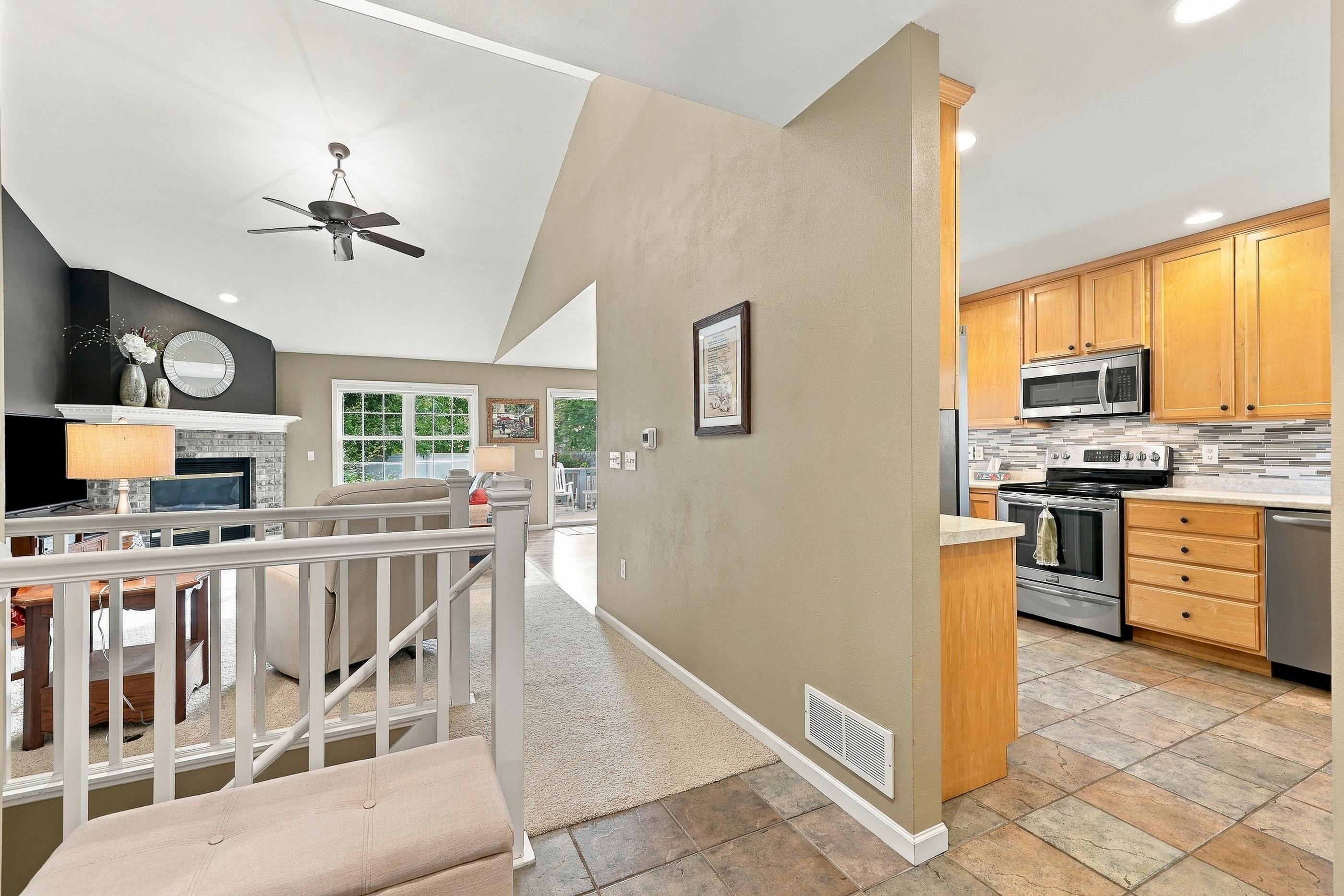 1142 HEARTHSTONE PLACE, Plover, Wisconsin 54467, 2 Bedrooms Bedrooms, ,2 BathroomsBathrooms,Residential,For Sale,1142 HEARTHSTONE PLACE,22604713