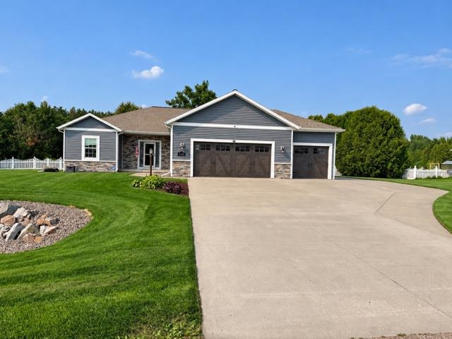 910 TORREY PINES WAY, Plover, Wisconsin 54467, 5 Bedrooms Bedrooms, ,3 BathroomsBathrooms,Residential,For Sale,910 TORREY PINES WAY,22604714