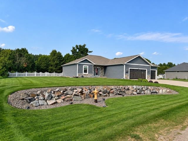 910 TORREY PINES WAY, Plover, Wisconsin 54467, 5 Bedrooms Bedrooms, ,3 BathroomsBathrooms,Residential,For Sale,910 TORREY PINES WAY,22604714
