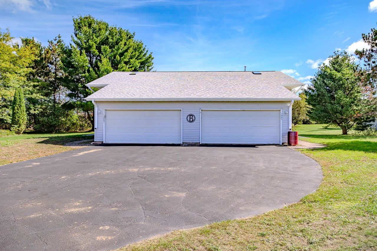 152573-152575 IRIS LANE, Wausau, Wisconsin 54401, 2 Bedrooms Bedrooms, ,1.5 BathroomsBathrooms,Multi-family,For Sale,152573-152575 IRIS LANE,22604718