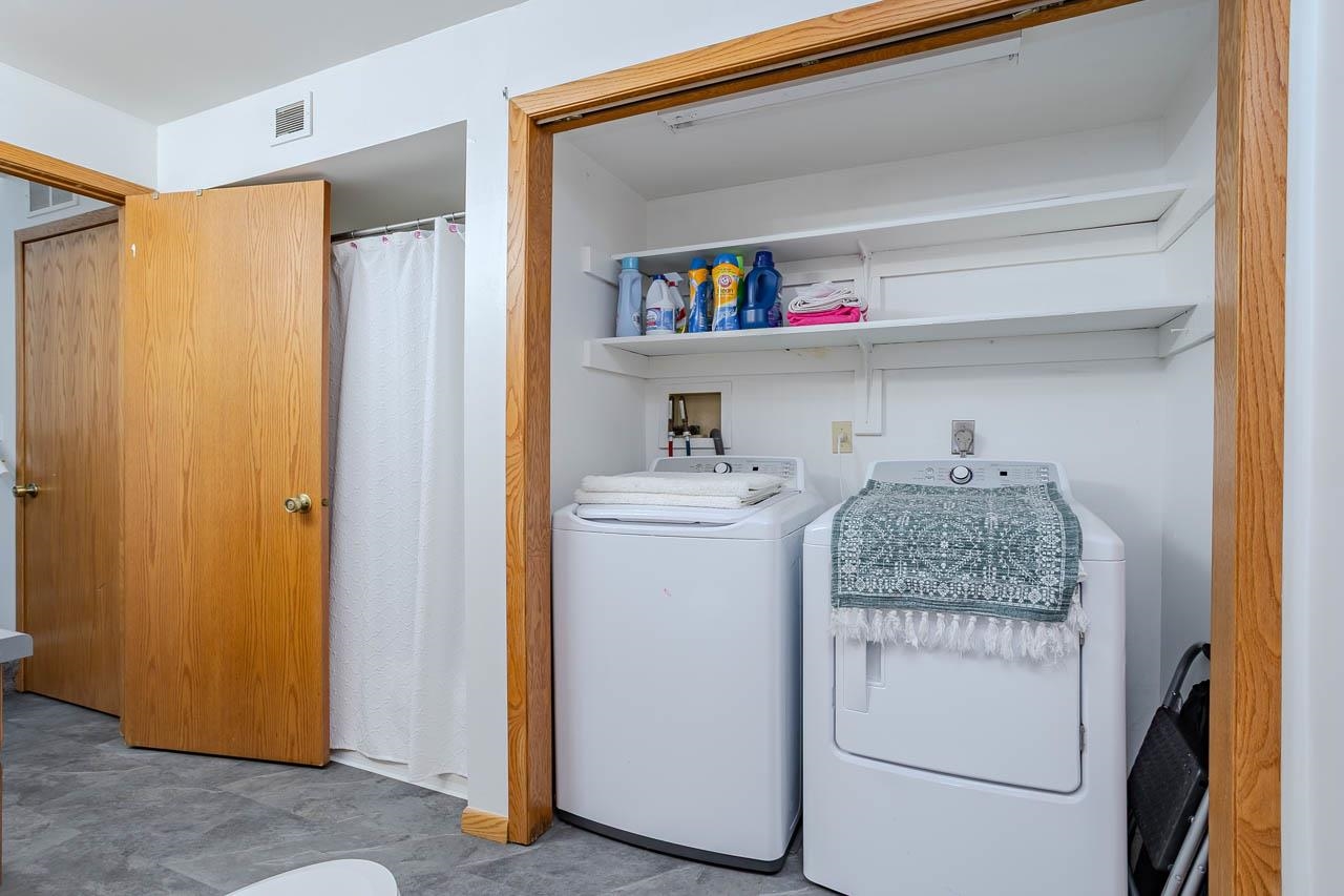 152573-152575 IRIS LANE, Wausau, Wisconsin 54401, 2 Bedrooms Bedrooms, ,1.5 BathroomsBathrooms,Multi-family,For Sale,152573-152575 IRIS LANE,22604718