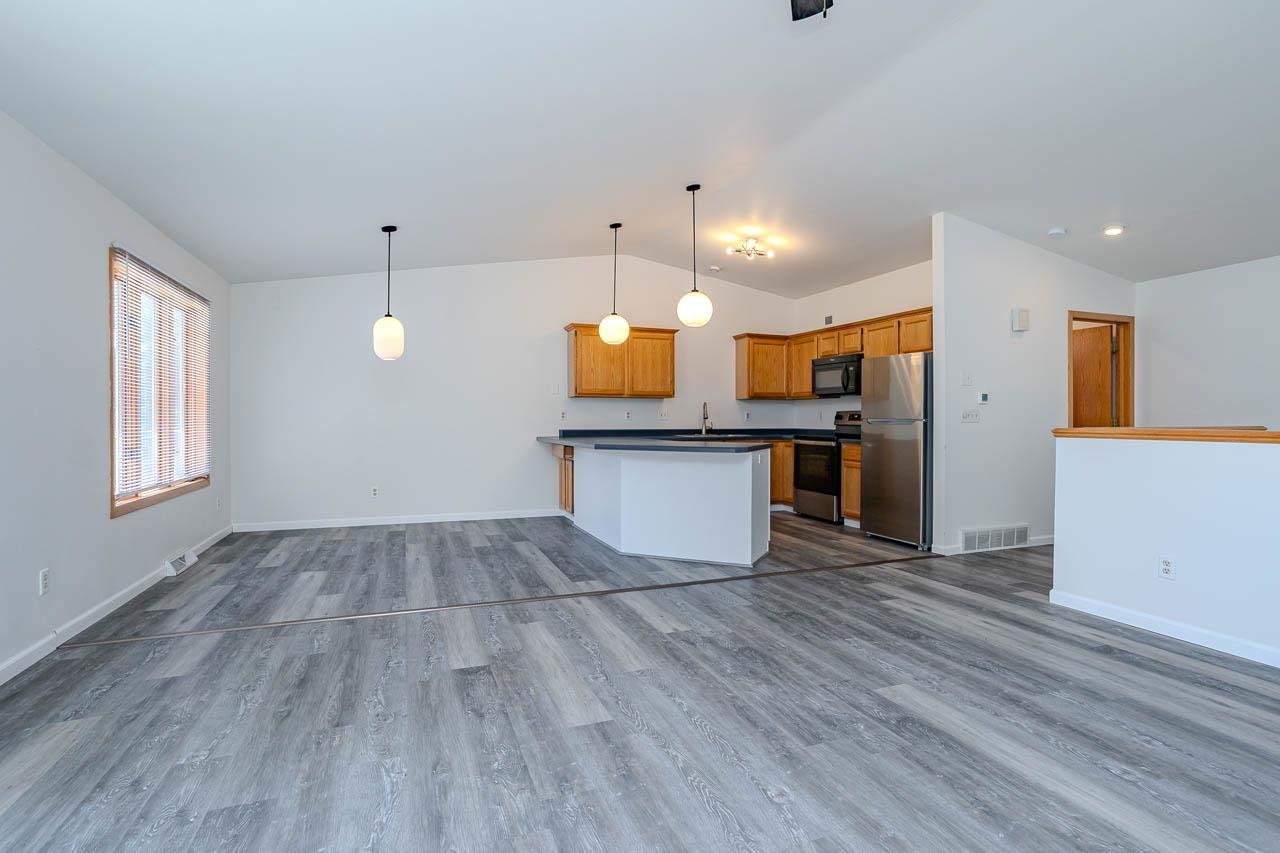 152573-152575 IRIS LANE, Wausau, Wisconsin 54401, 2 Bedrooms Bedrooms, ,1.5 BathroomsBathrooms,Multi-family,For Sale,152573-152575 IRIS LANE,22604718