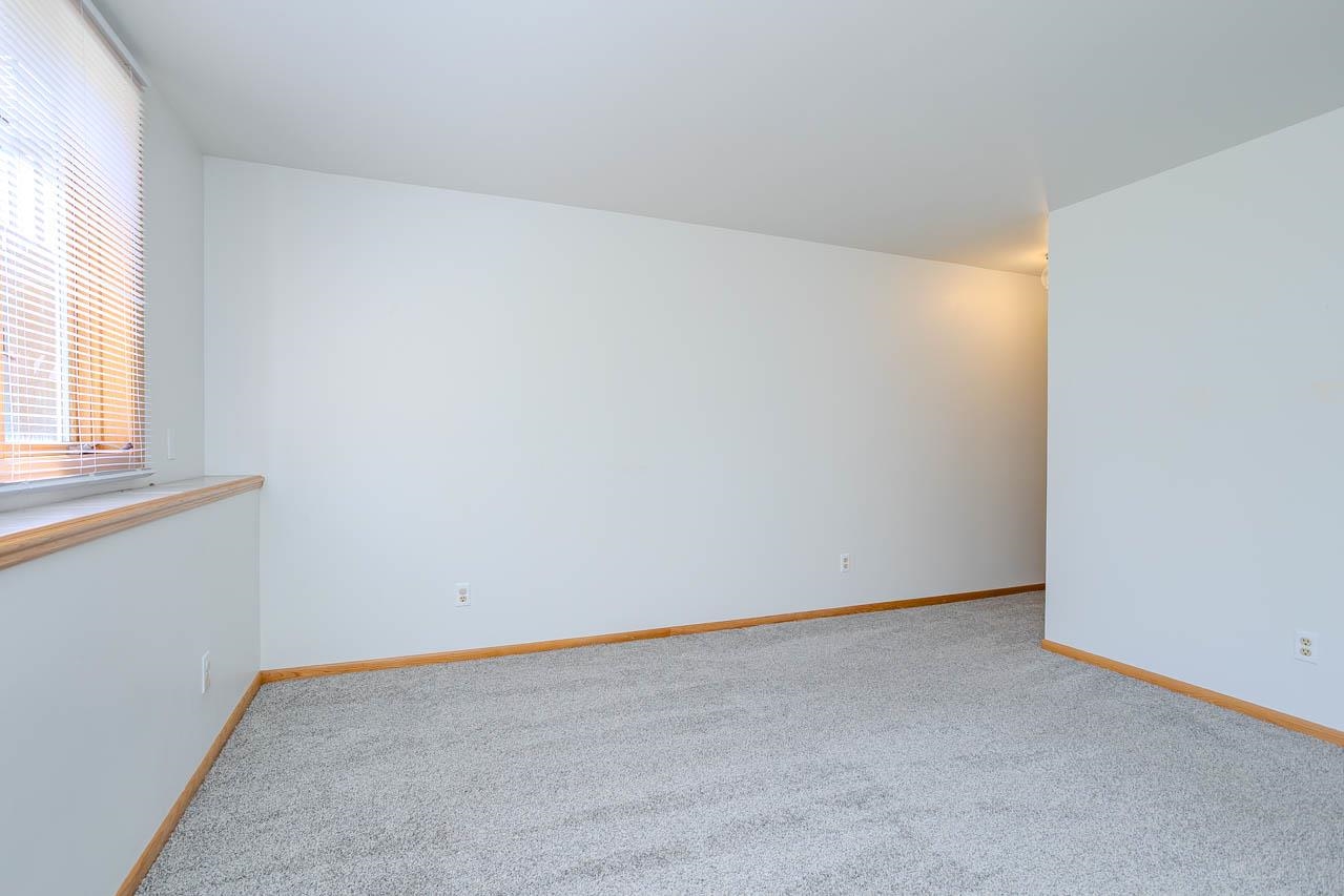 152573-152575 IRIS LANE, Wausau, Wisconsin 54401, 2 Bedrooms Bedrooms, ,1.5 BathroomsBathrooms,Multi-family,For Sale,152573-152575 IRIS LANE,22604718