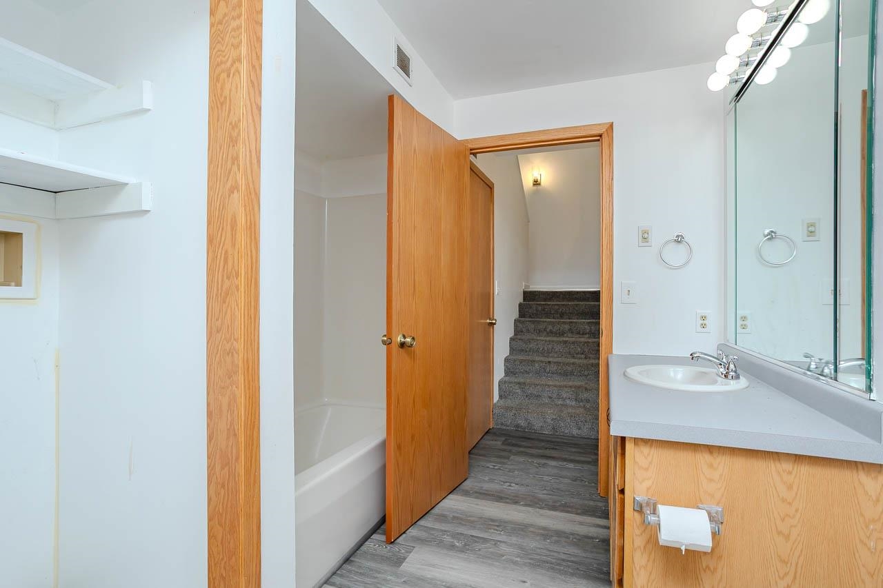 152573-152575 IRIS LANE, Wausau, Wisconsin 54401, 2 Bedrooms Bedrooms, ,1.5 BathroomsBathrooms,Multi-family,For Sale,152573-152575 IRIS LANE,22604718